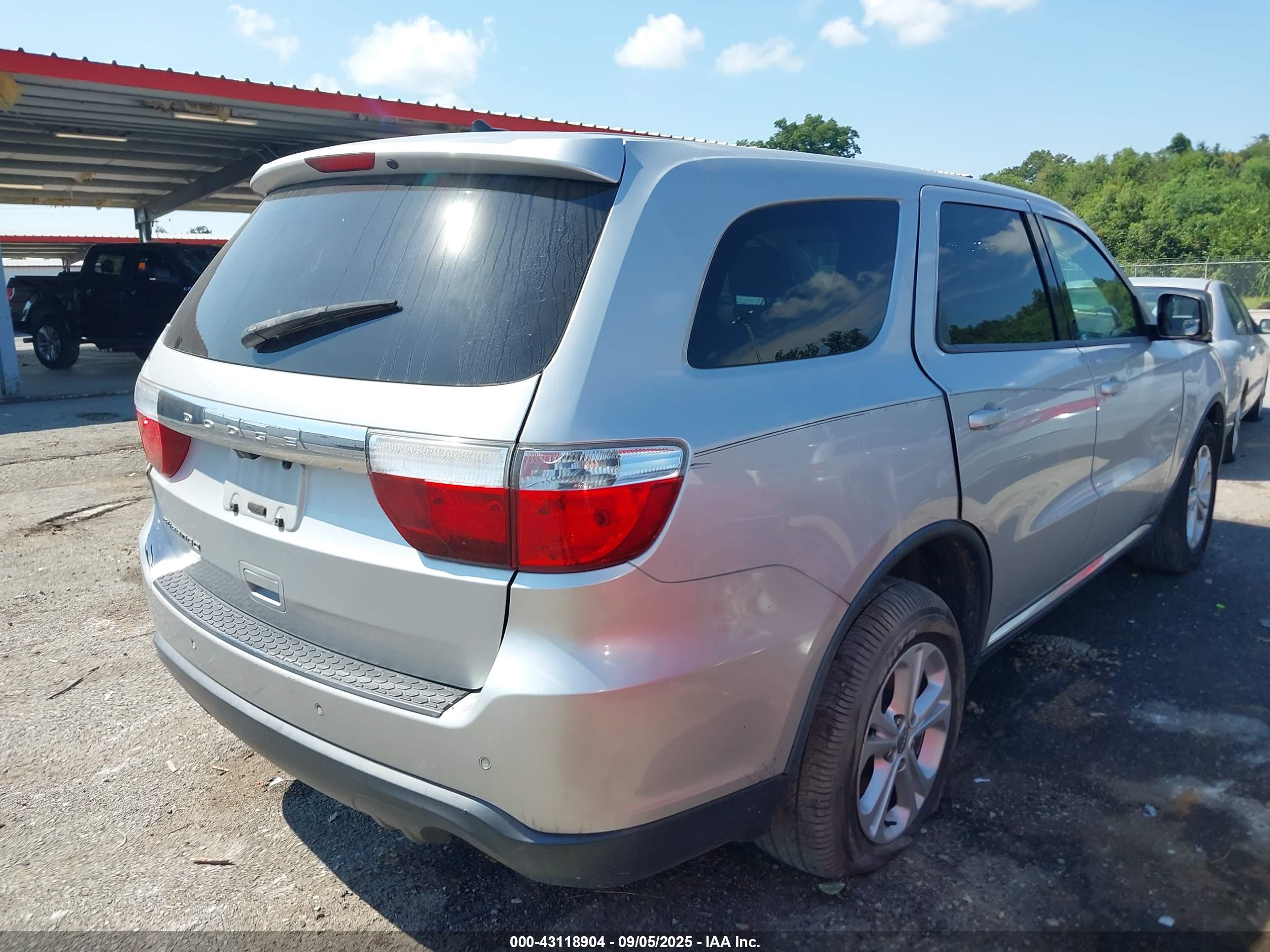 DODGE DURANGO image 4