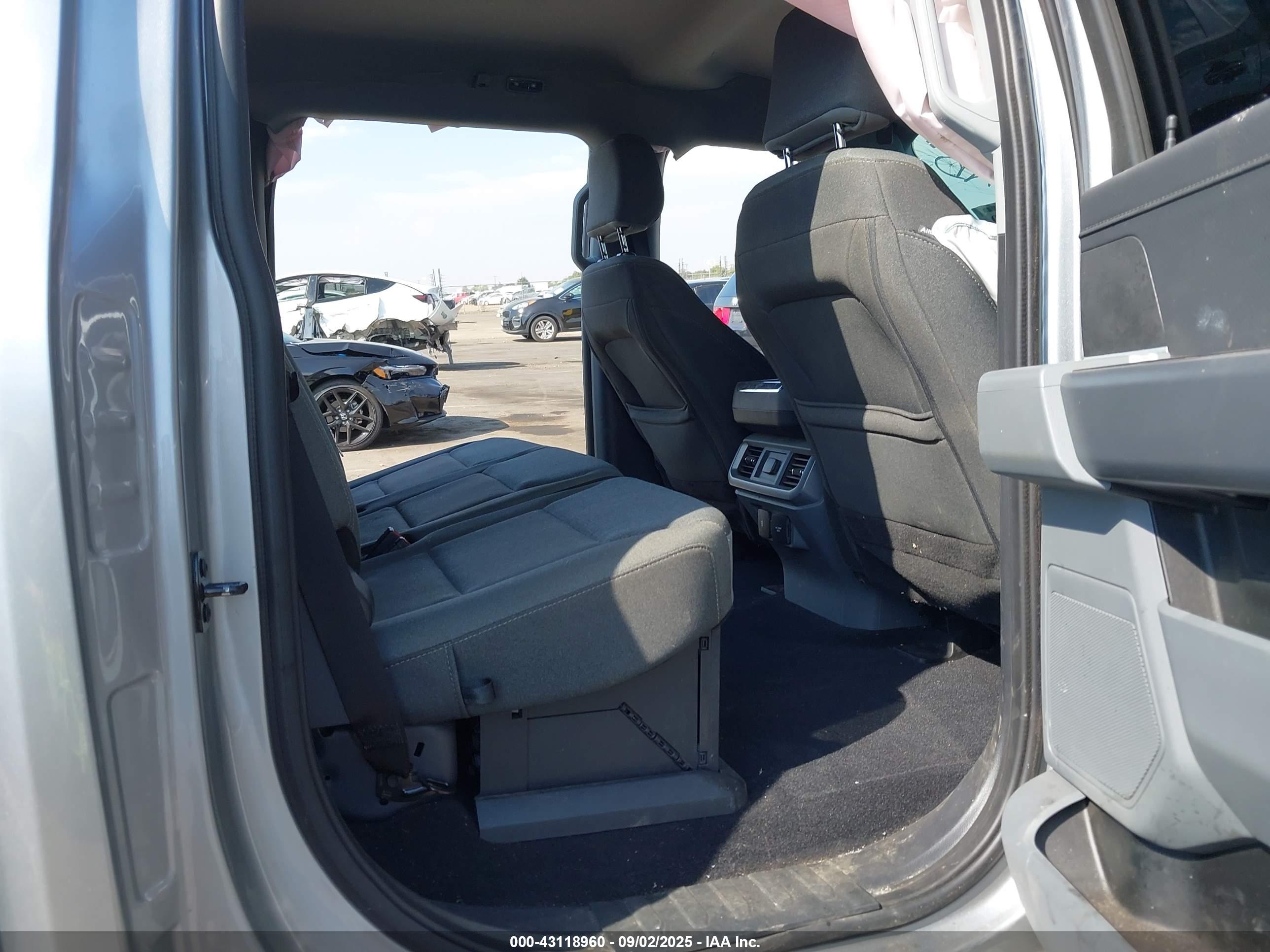 FORD F-150 image 8