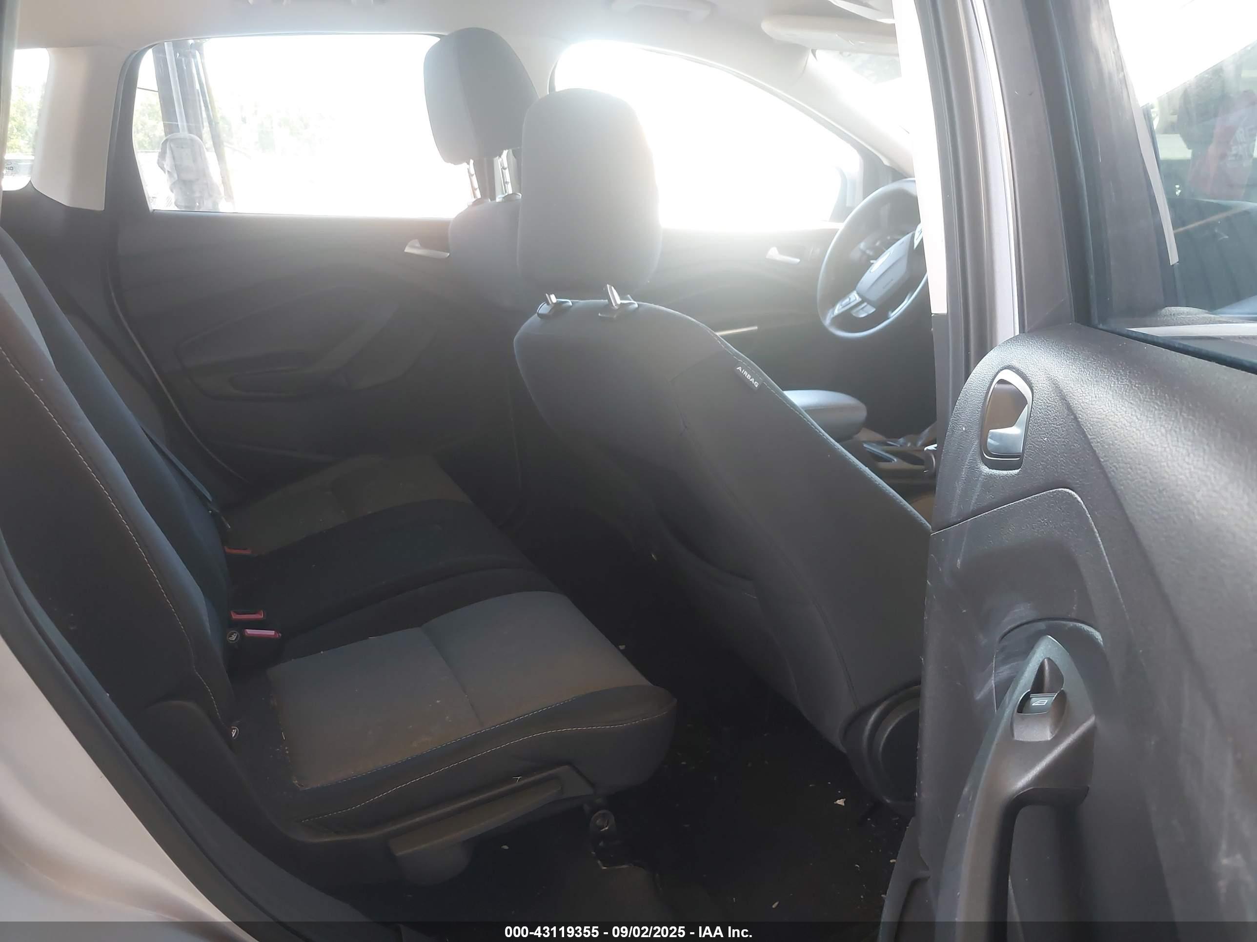 FORD ESCAPE image 8