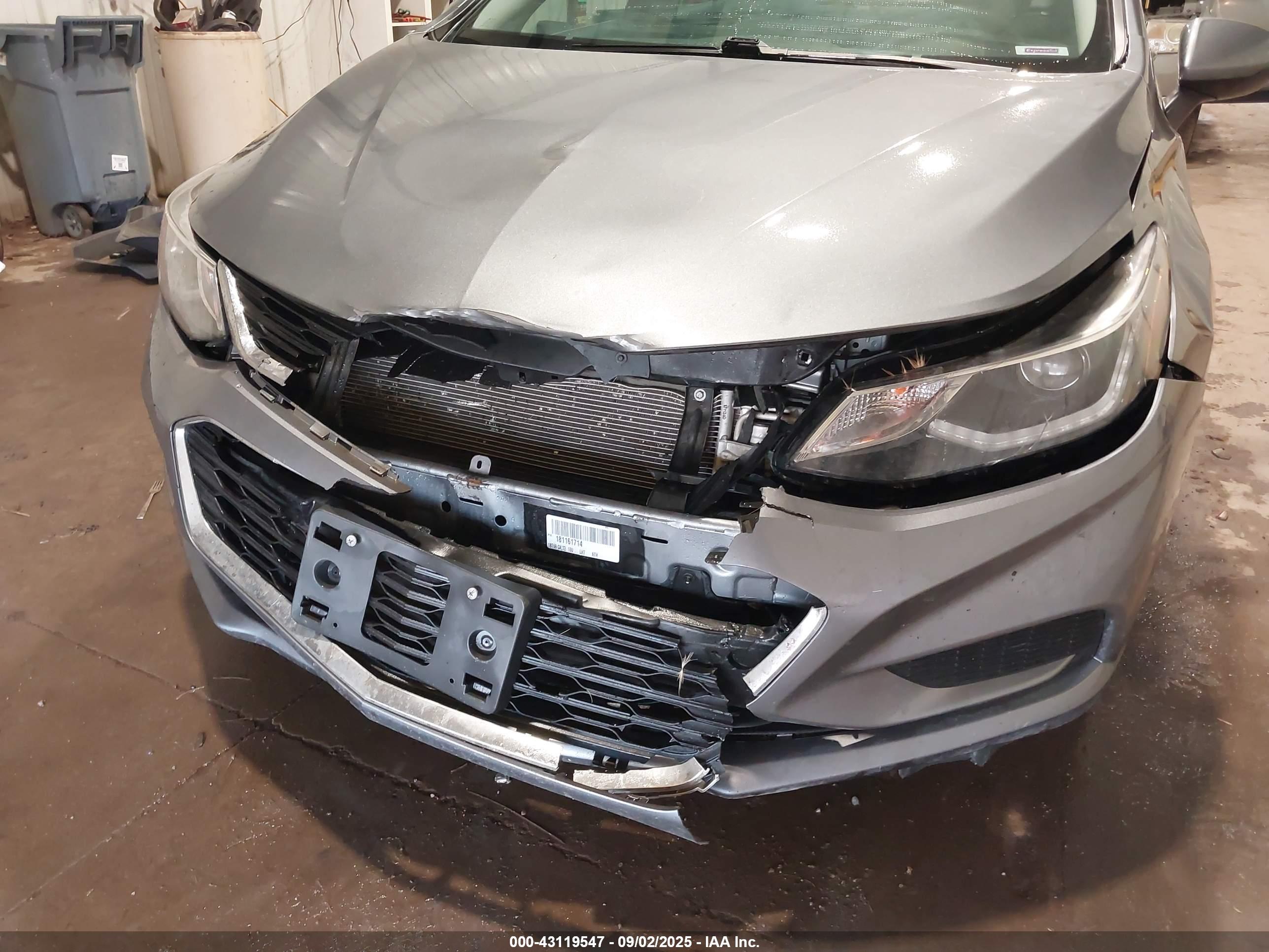 CHEVROLET CRUZE image 6