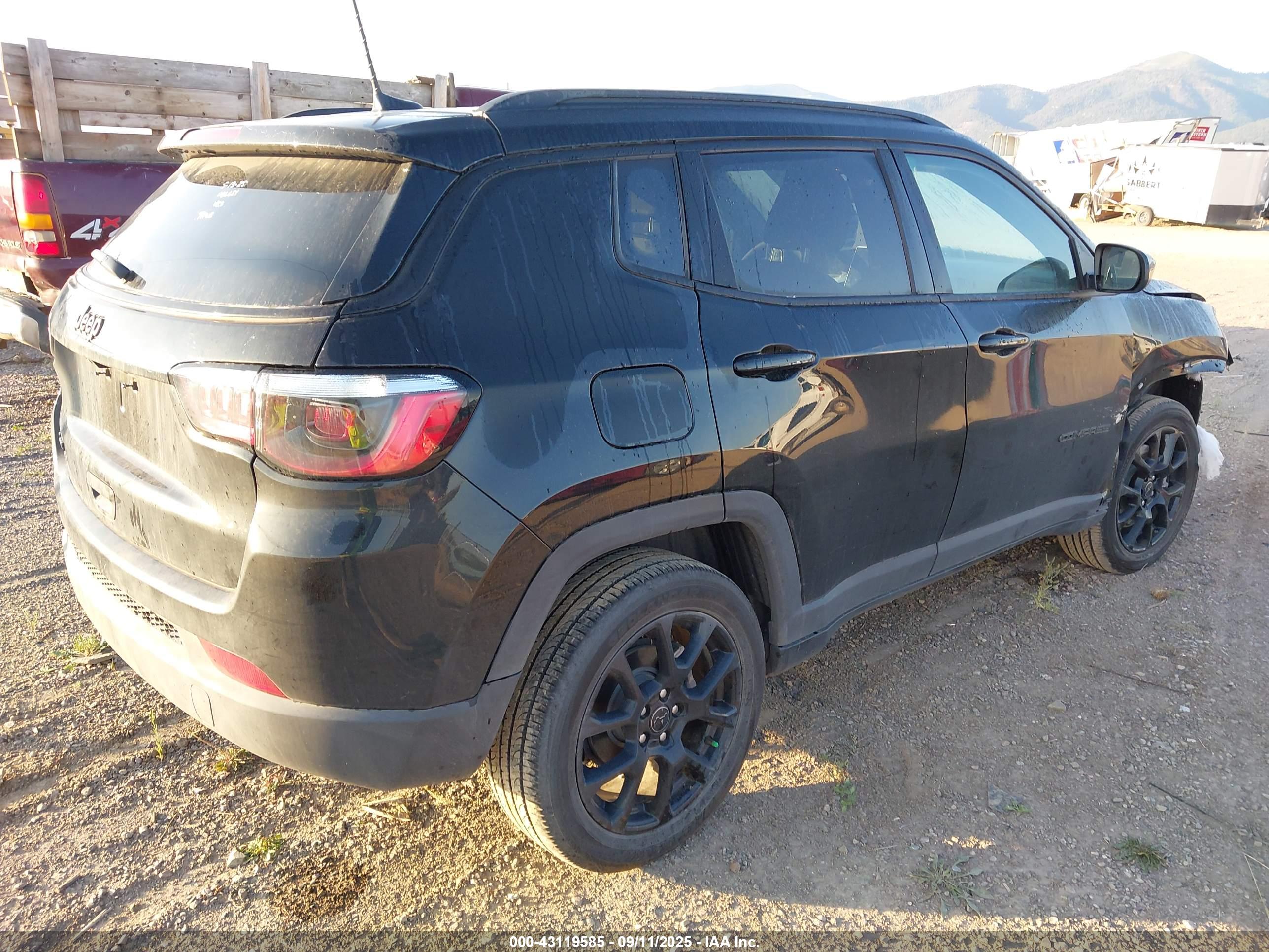 JEEP COMPASS image 4