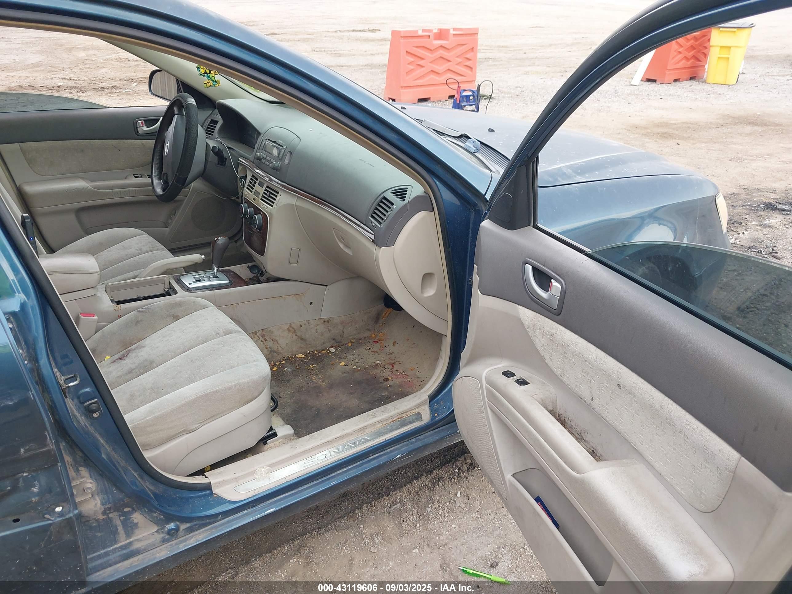 HYUNDAI SONATA image 5
