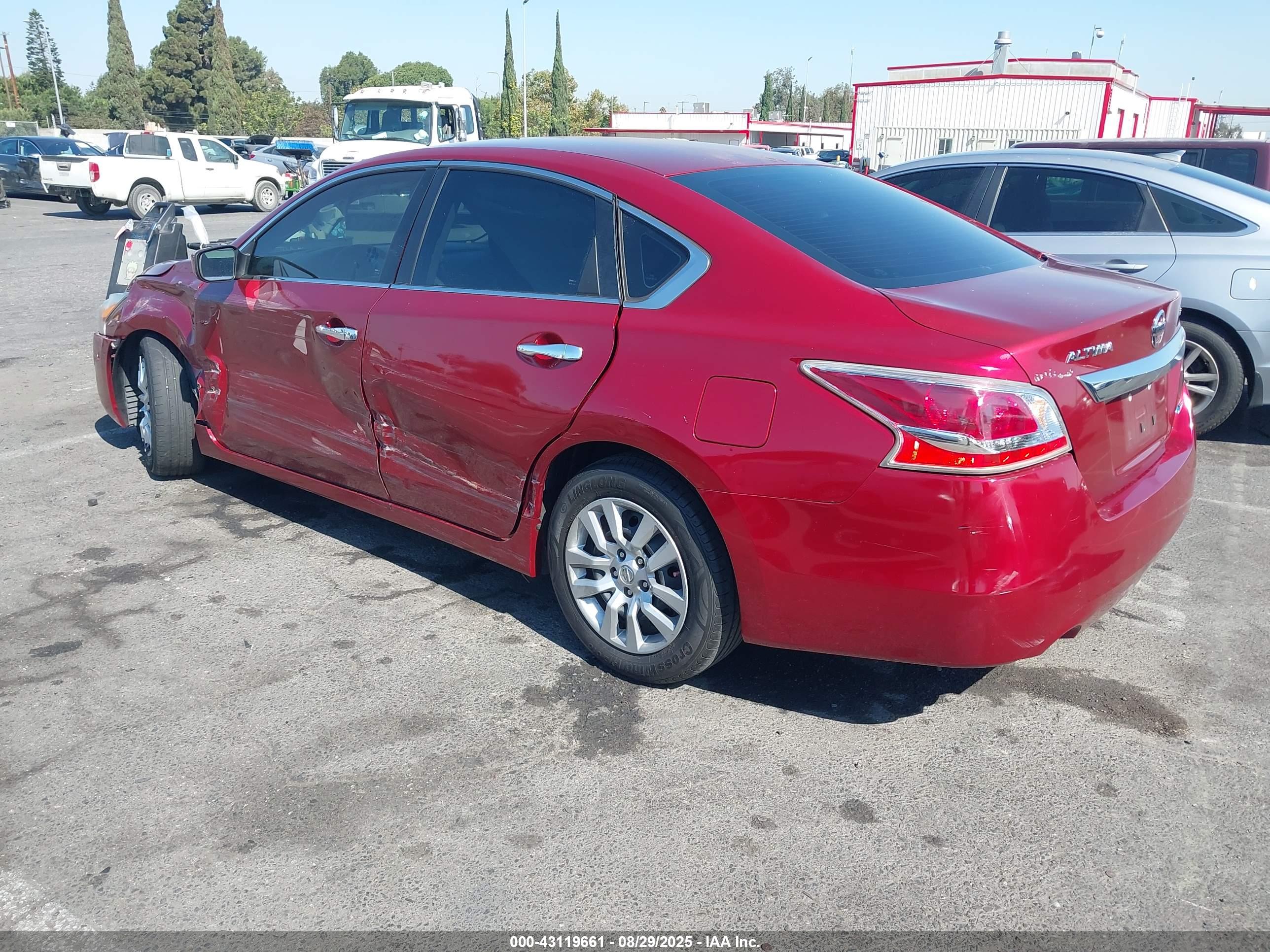NISSAN ALTIMA image 3
