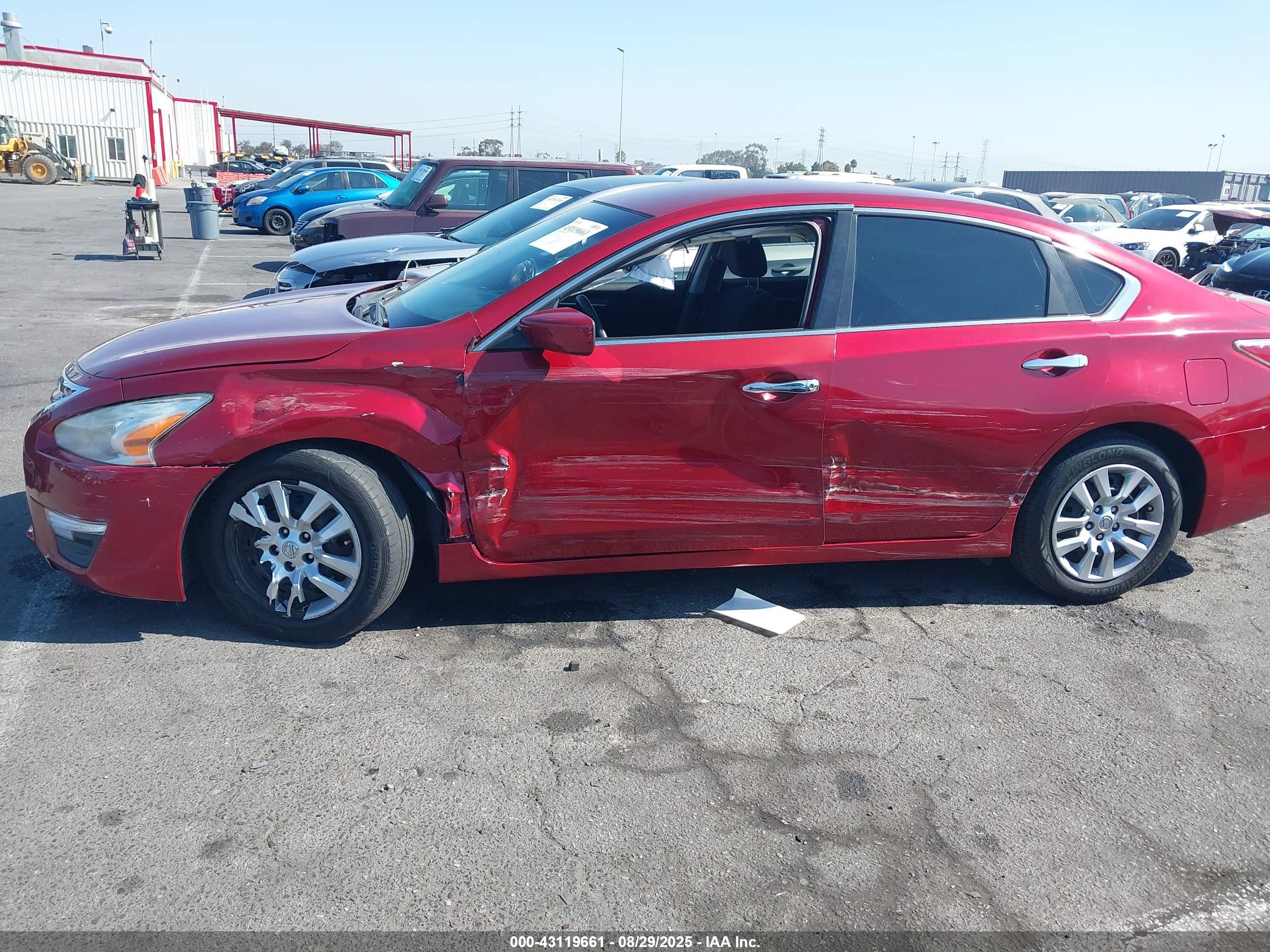 NISSAN ALTIMA image 6