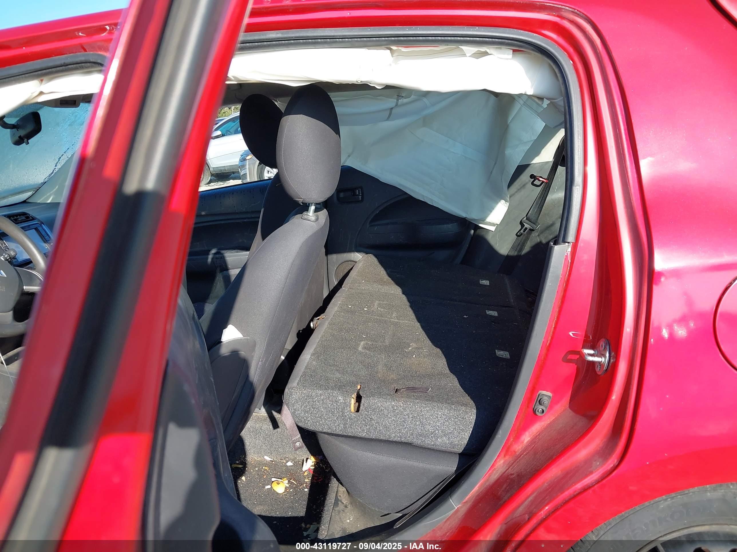 MITSUBISHI MIRAGE image 8