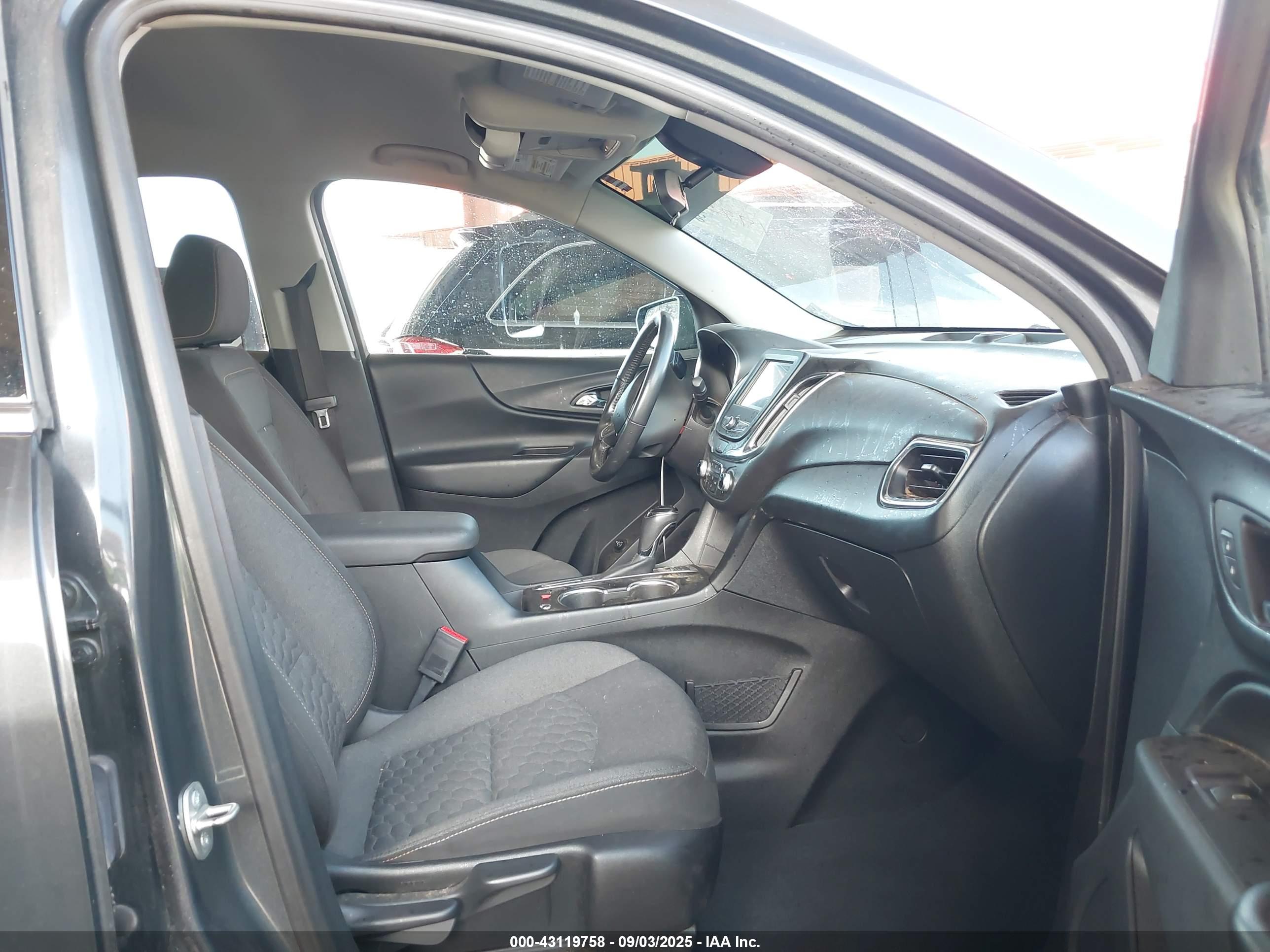 CHEVROLET EQUINOX image 5