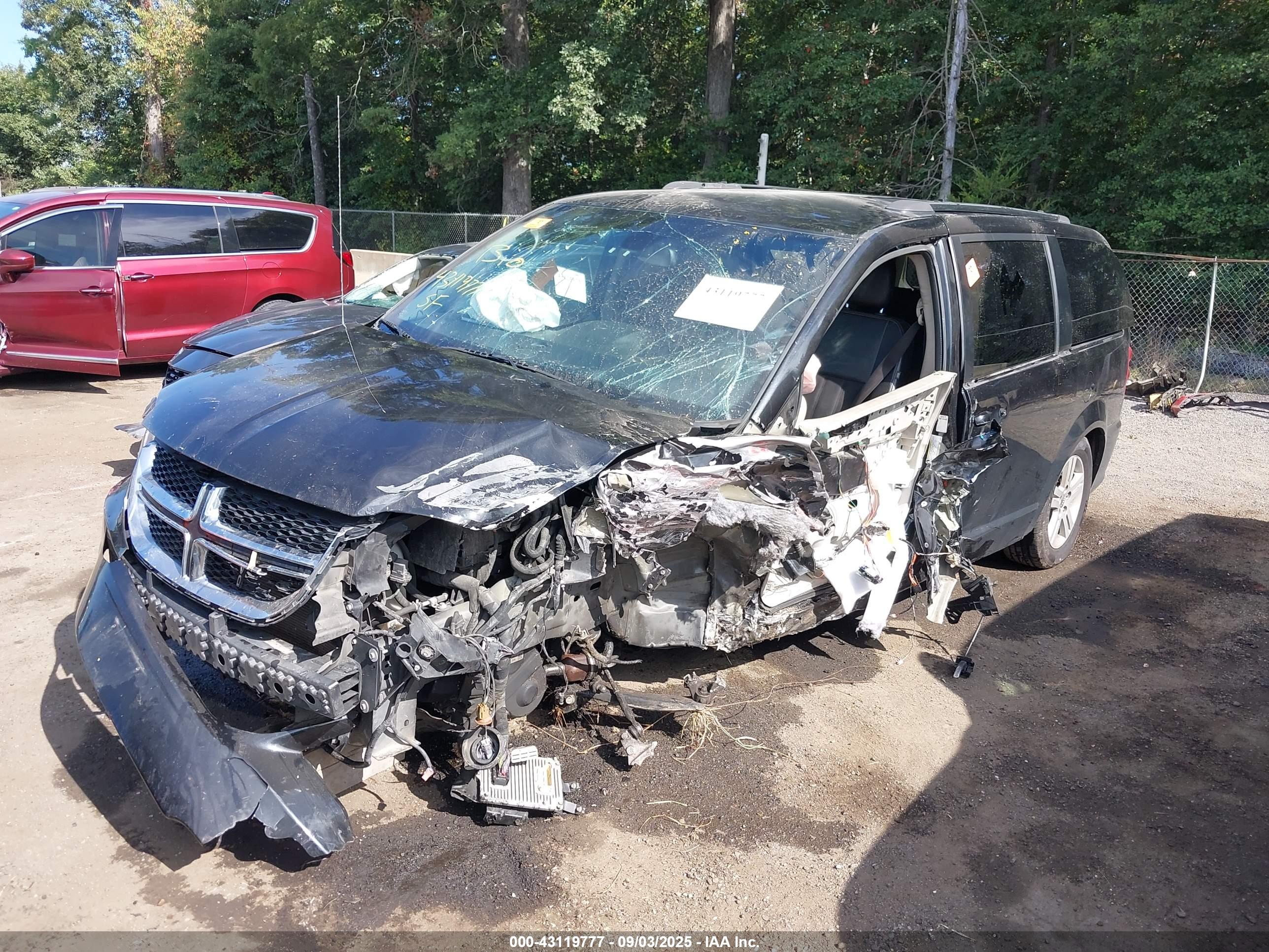 DODGE GRAND image 6