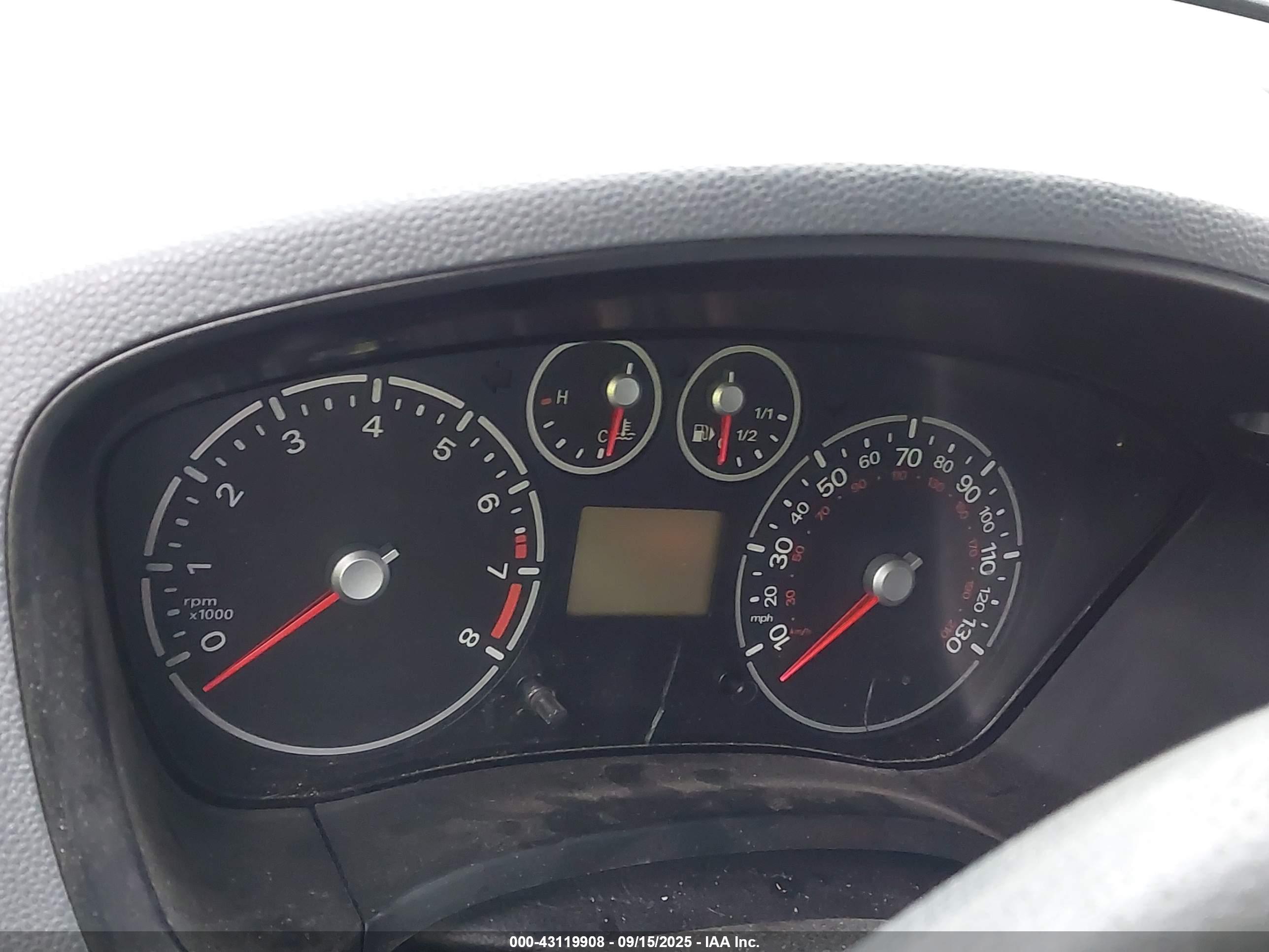FORD TRANSIT image 7