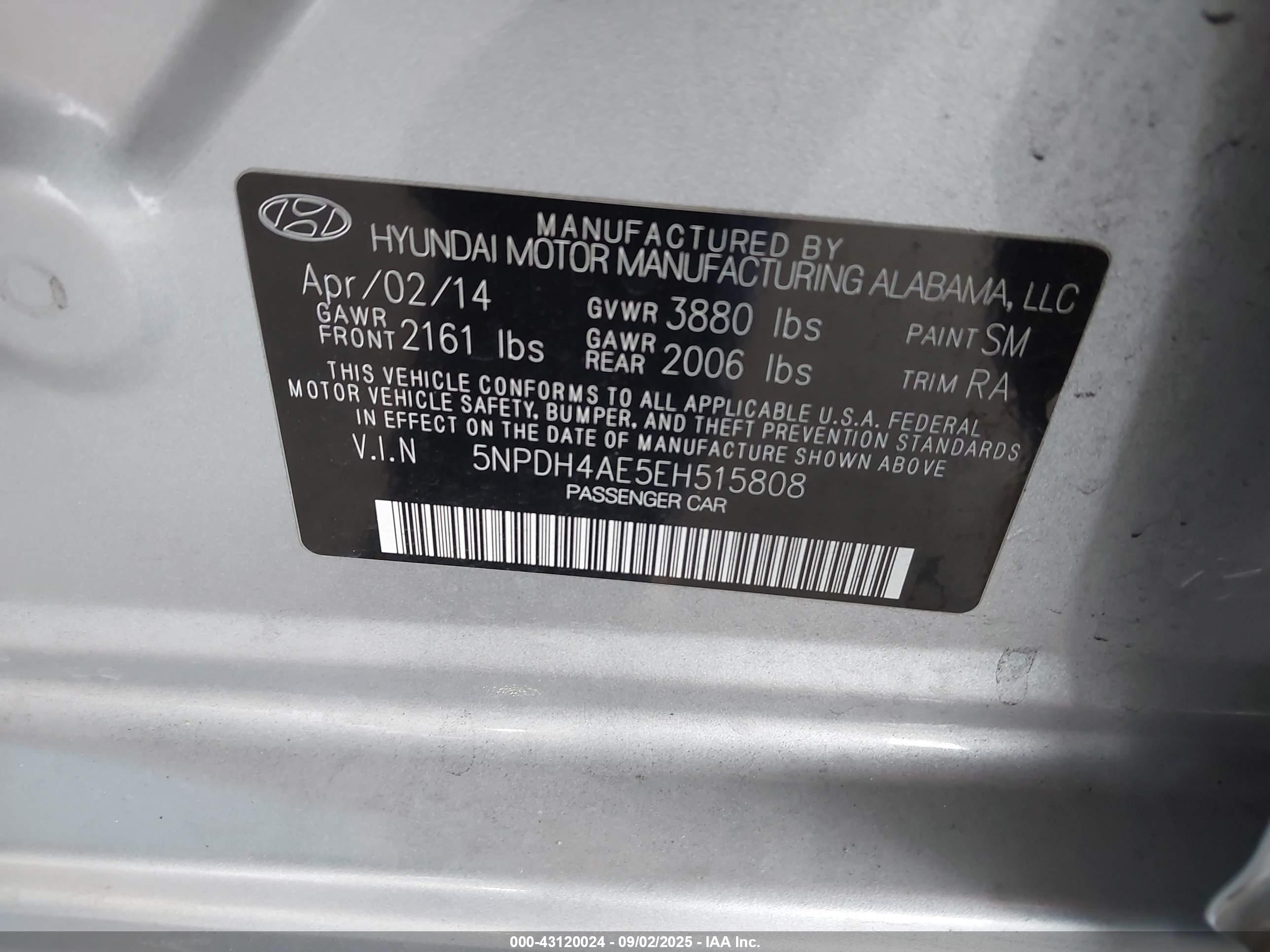 HYUNDAI ELANTRA image 9