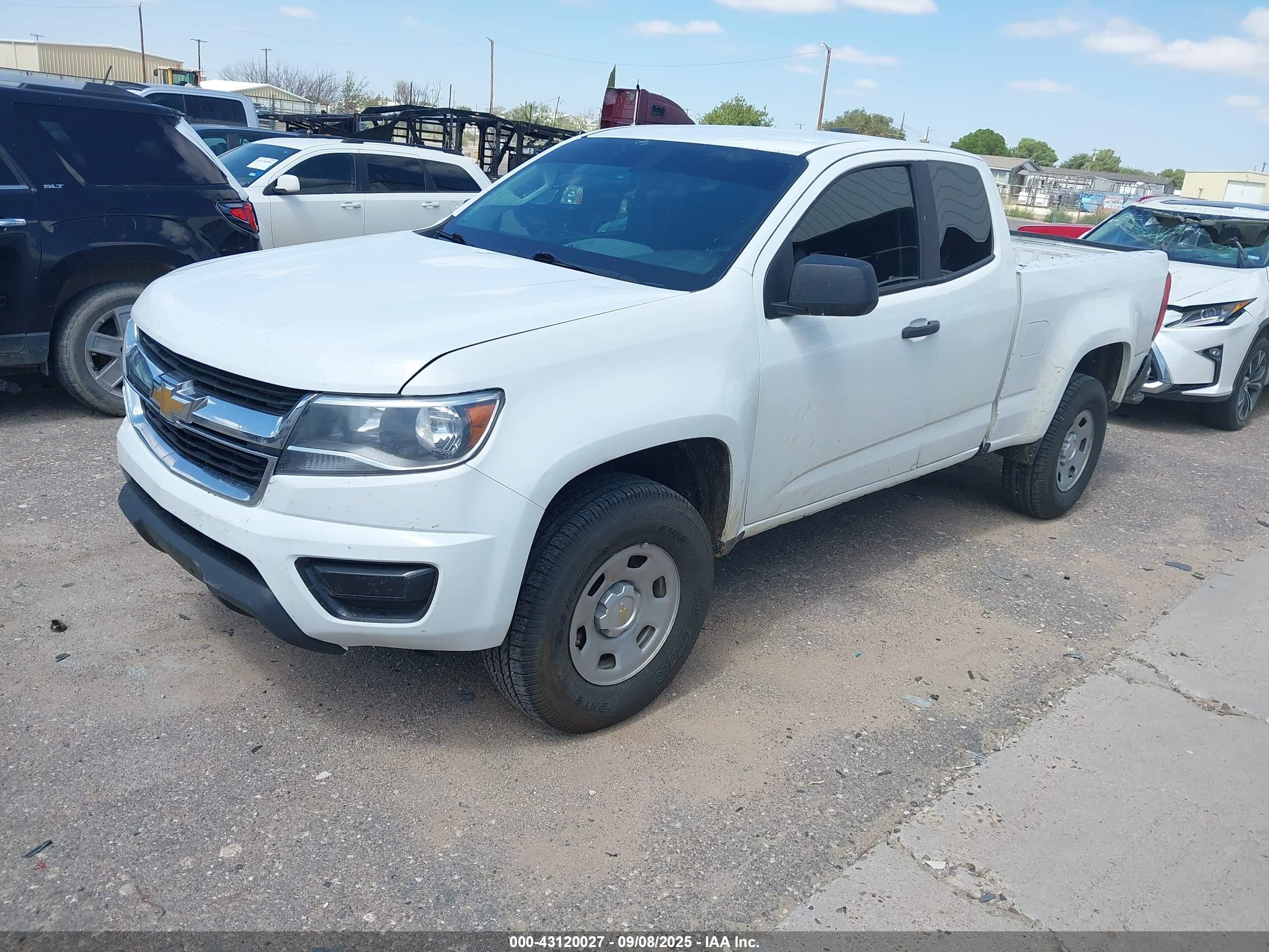 CHEVROLET COLORADO image 2