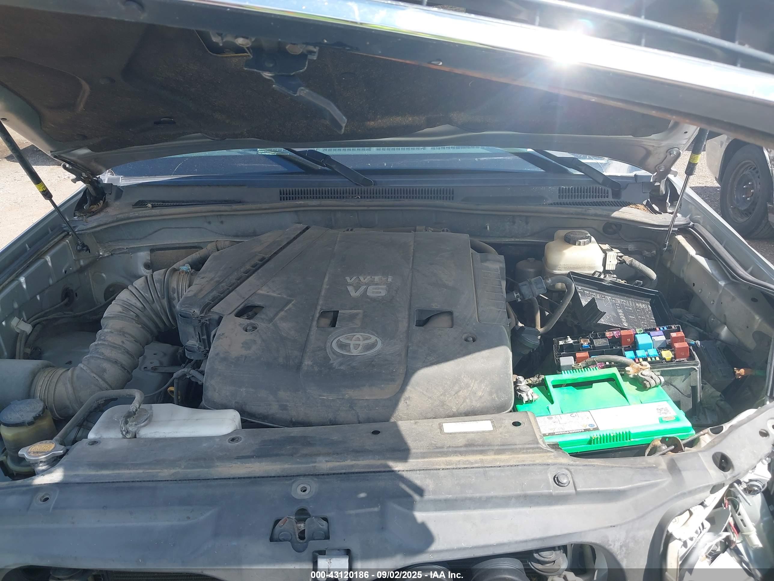 TOYOTA 4RUNNER image 10
