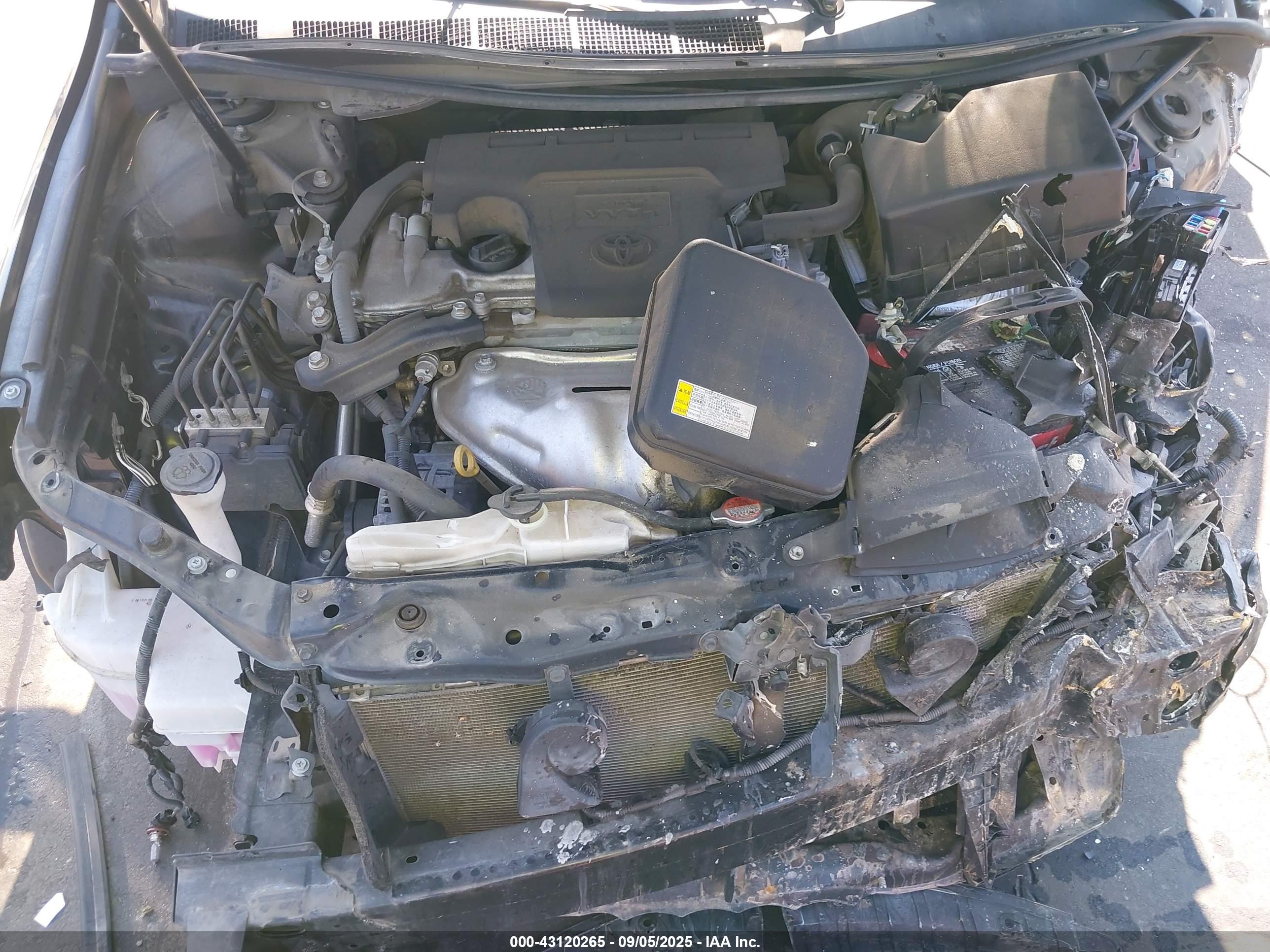 TOYOTA CAMRY image 10
