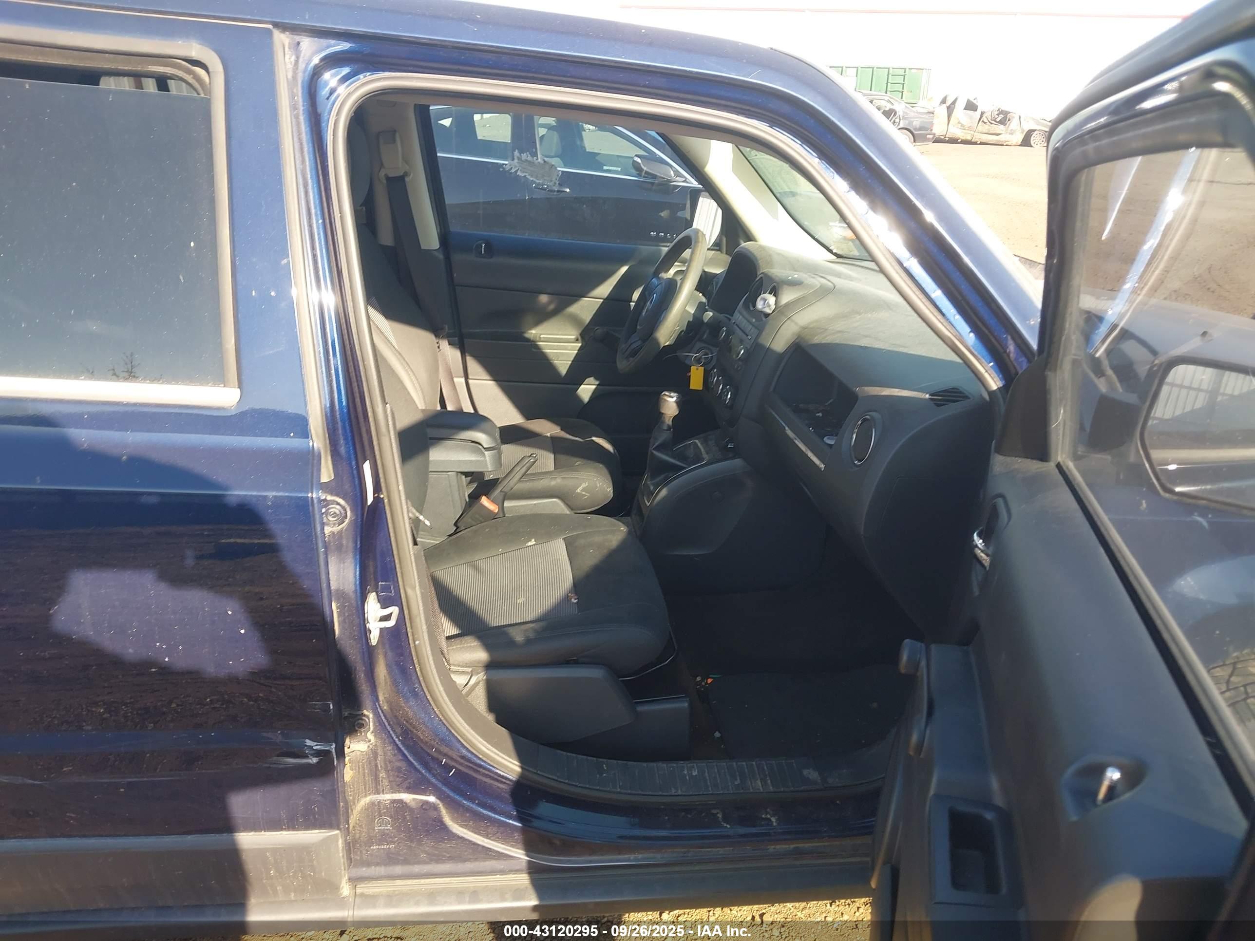 JEEP PATRIOT image 5