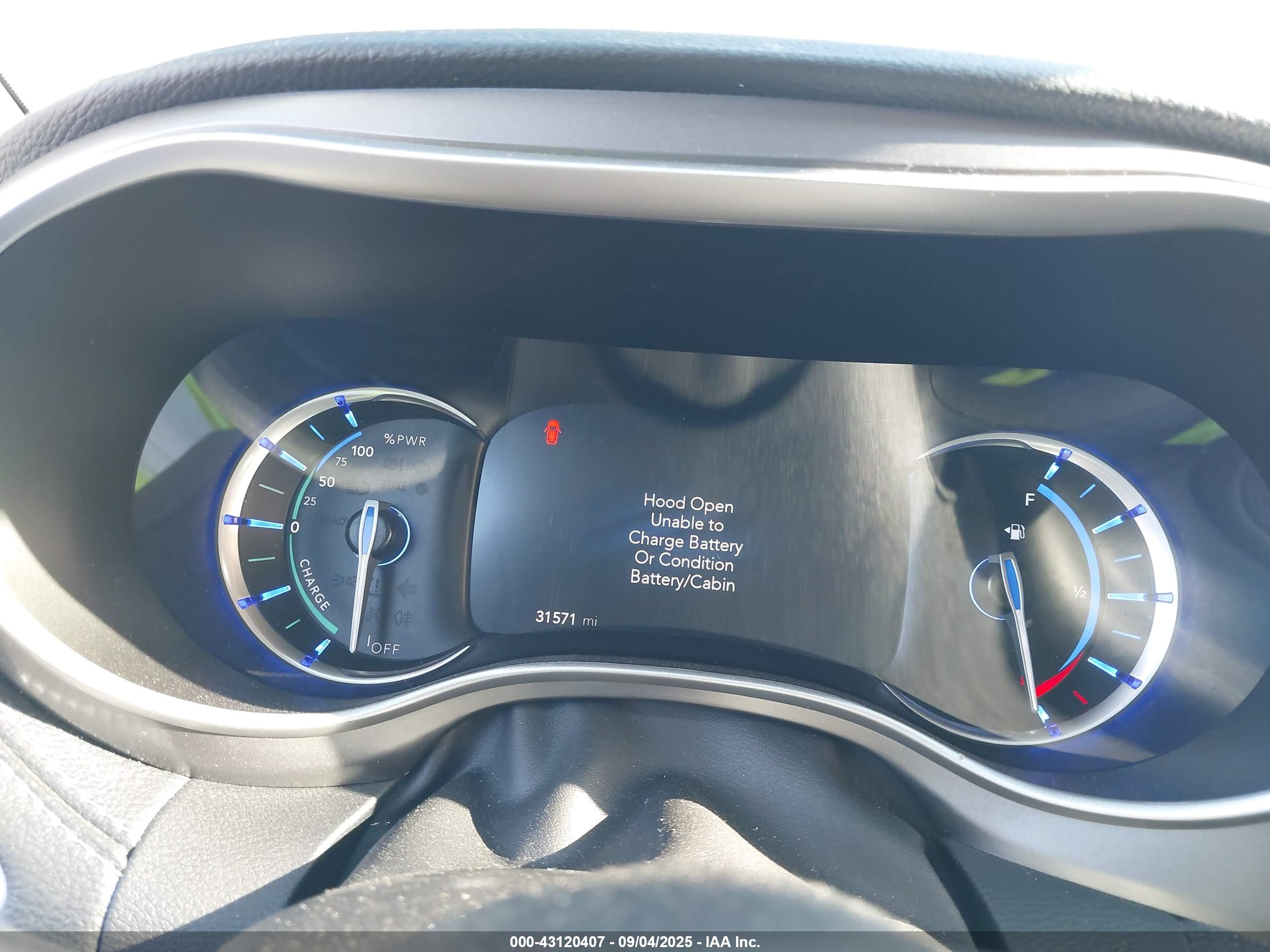 CHRYSLER PACIFICA image 7