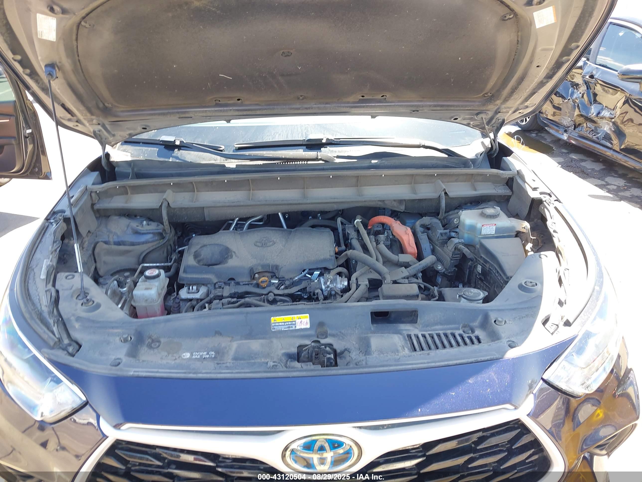 TOYOTA HIGHLANDER image 10