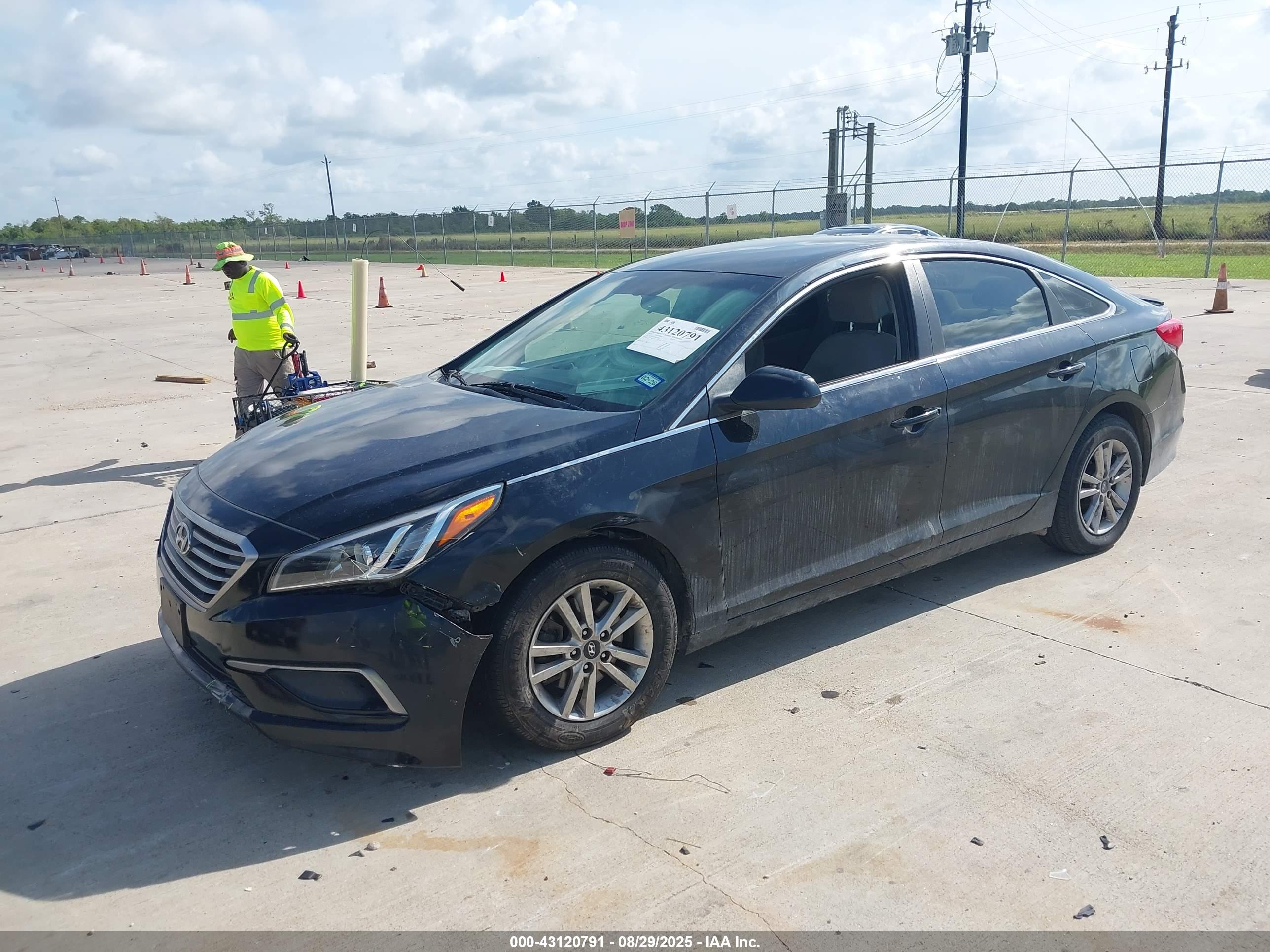 HYUNDAI SONATA image 2