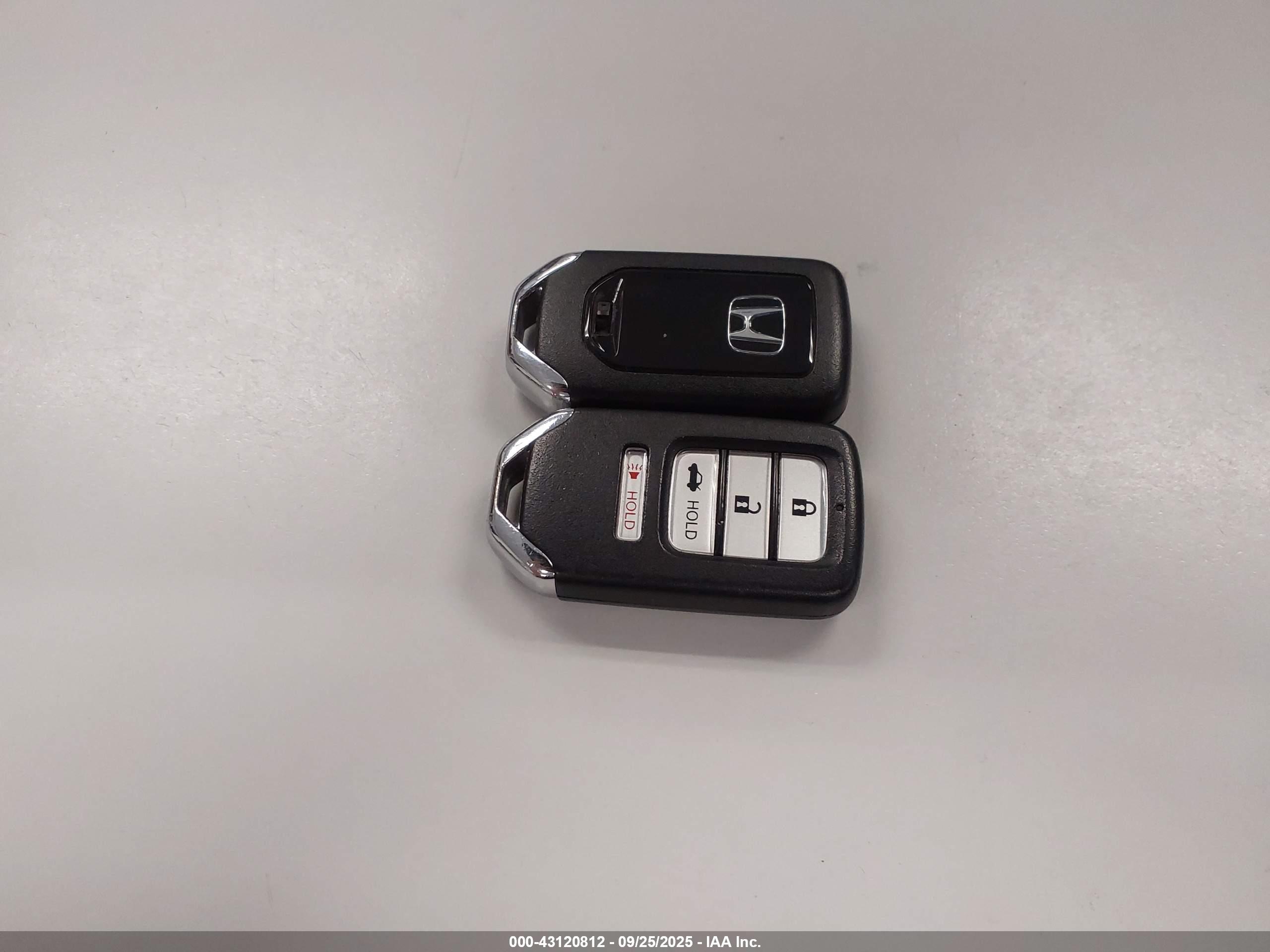HONDA ACCORD image 11