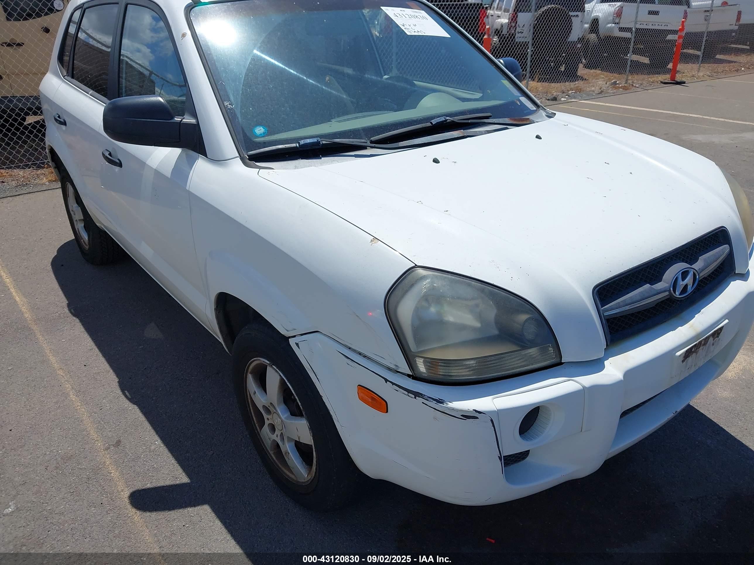 HYUNDAI TUCSON image 6