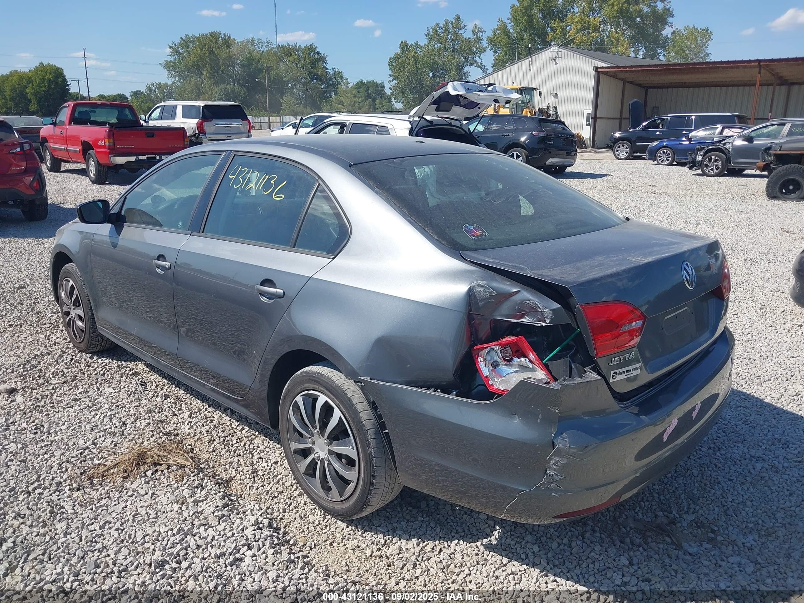 VOLKSWAGEN JETTA image 3