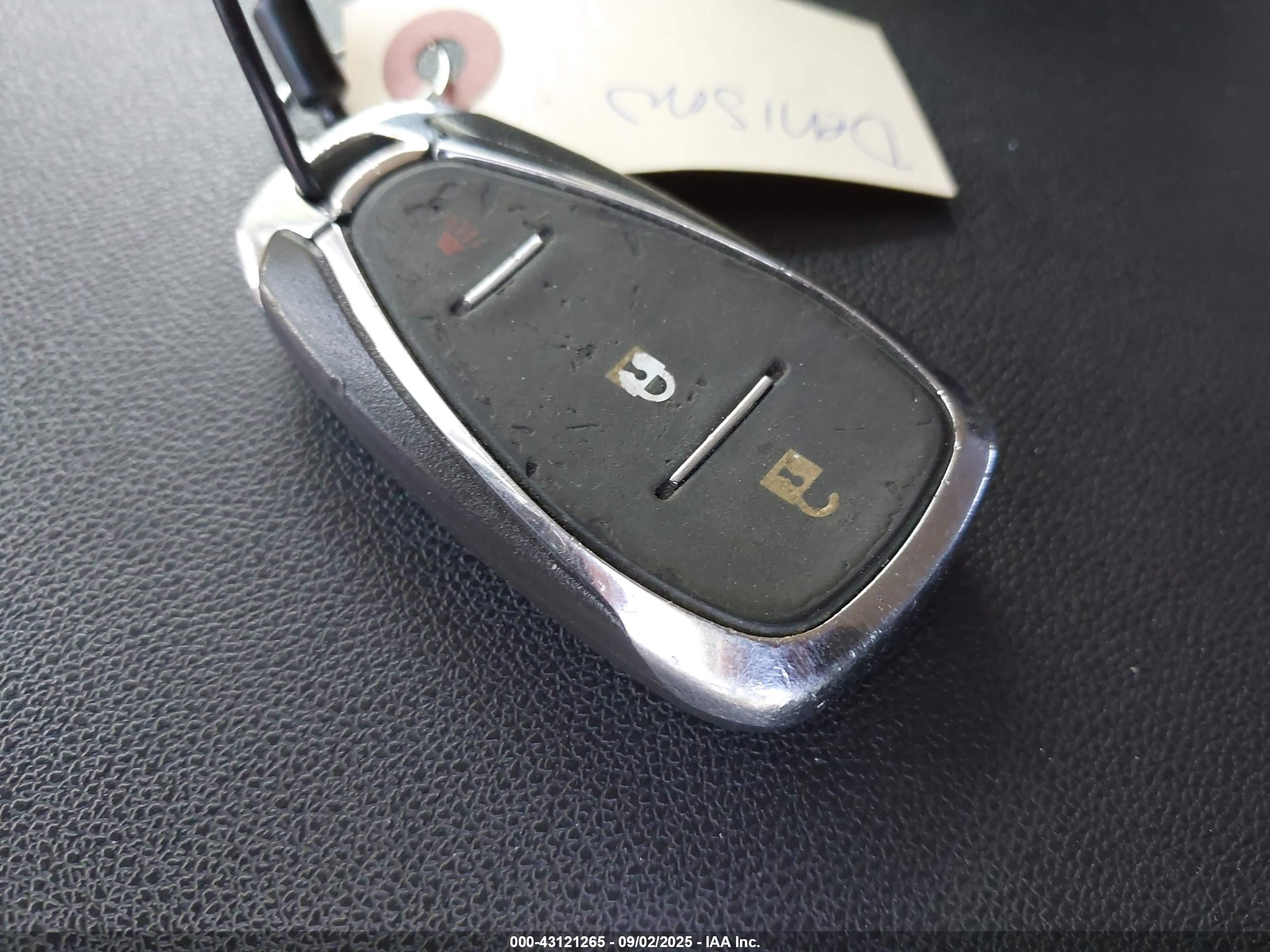 CHEVROLET EQUINOX image 11