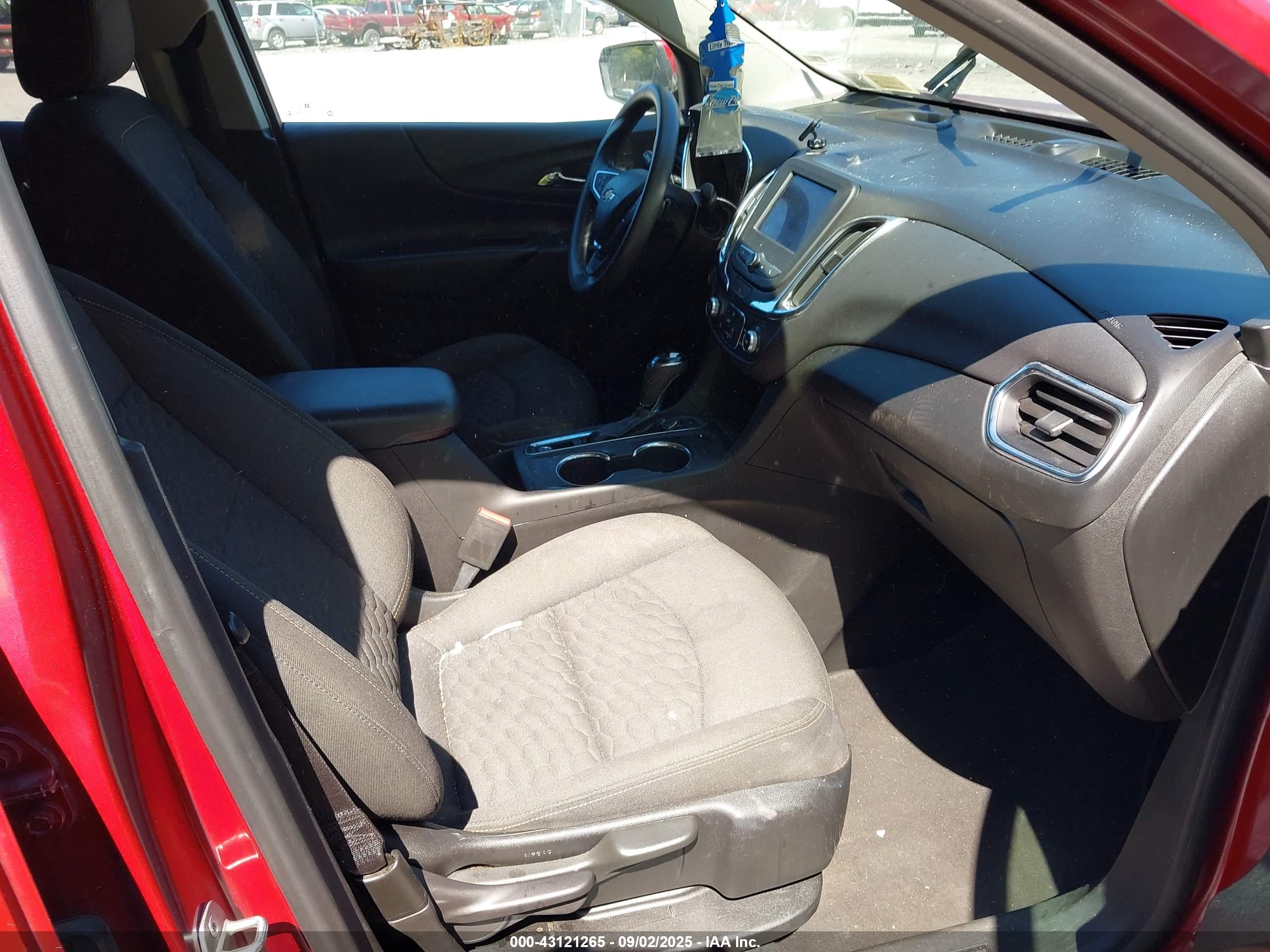 CHEVROLET EQUINOX image 5