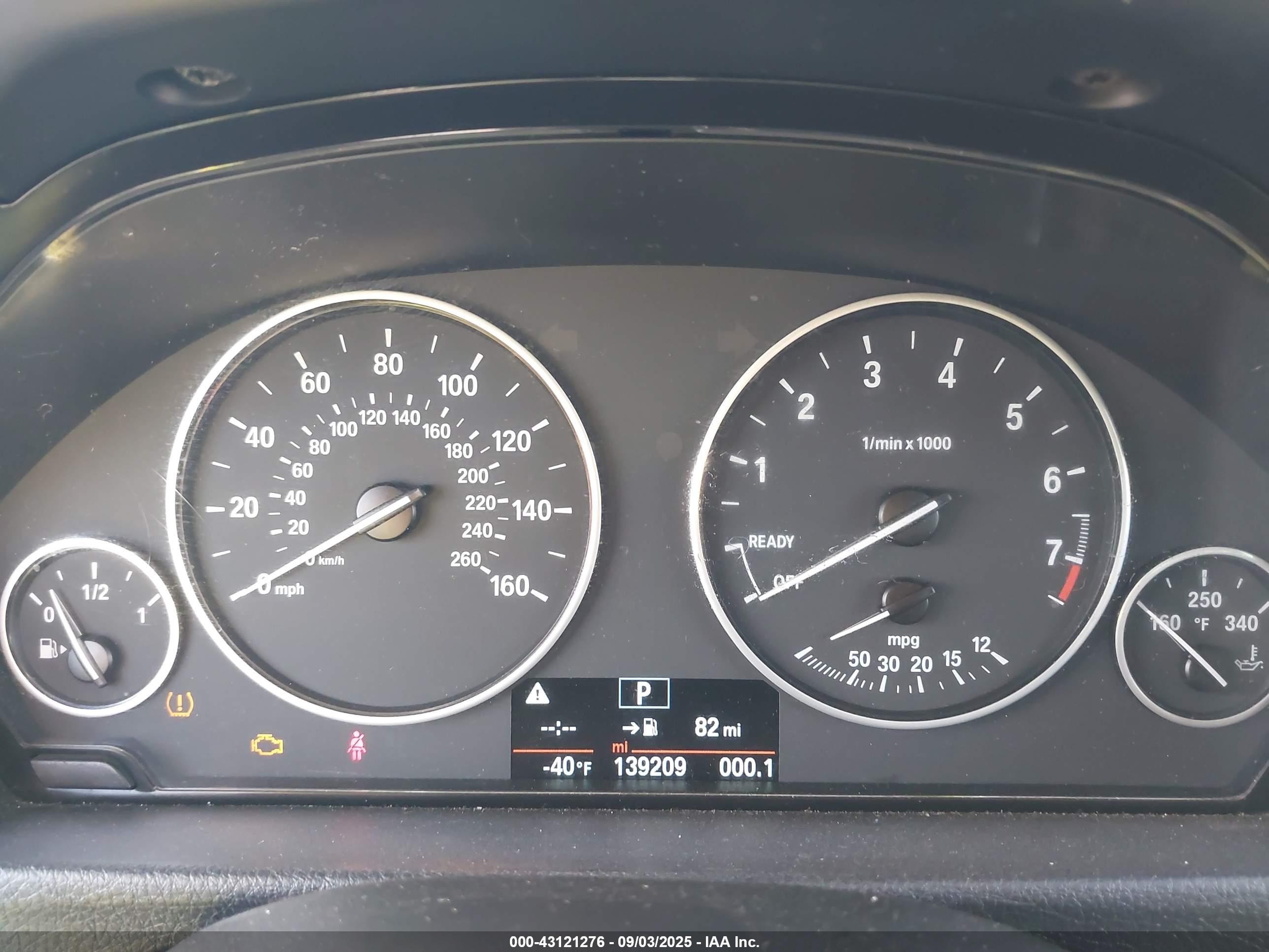 BMW 320I image 7