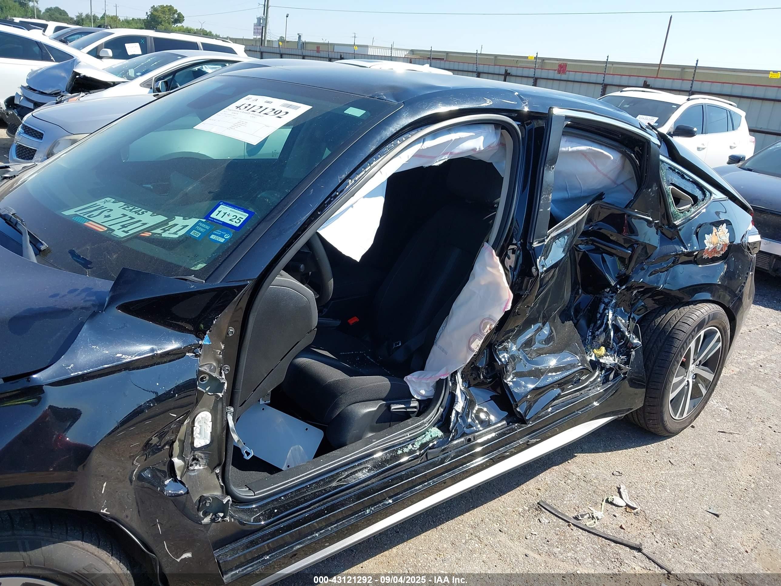 HONDA CIVIC image 6