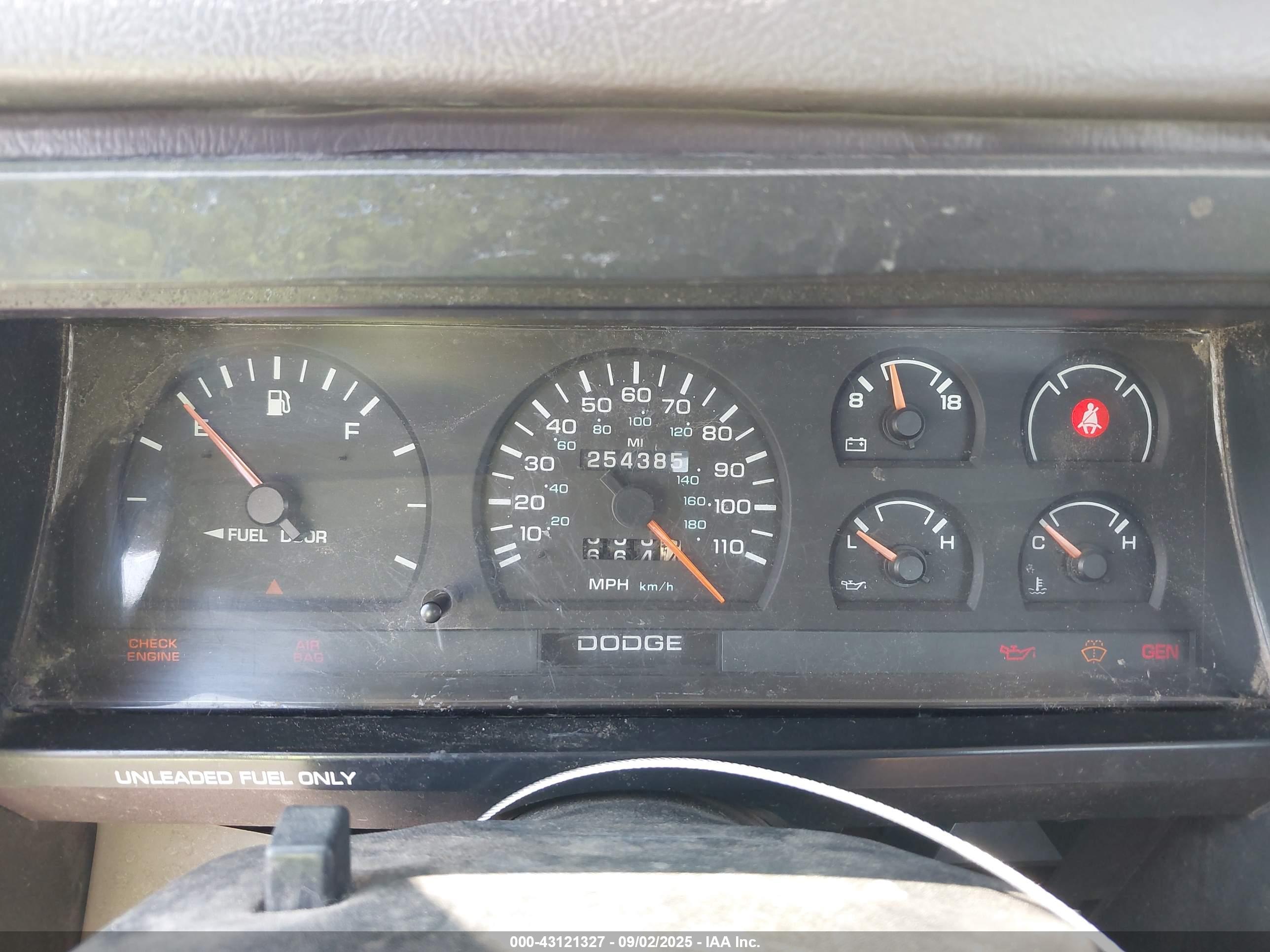 DODGE DAKOTA image 7