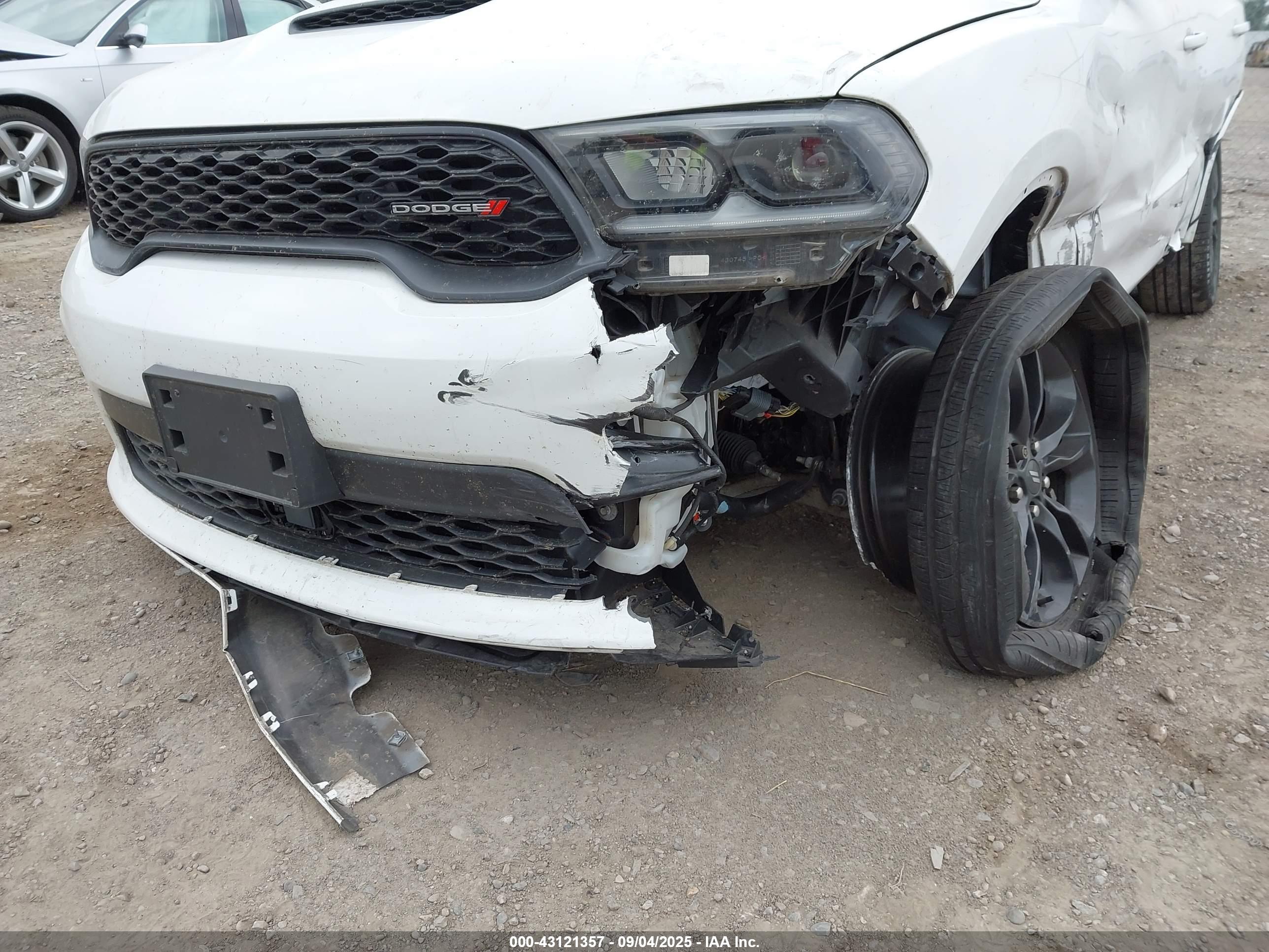 DODGE DURANGO image 6