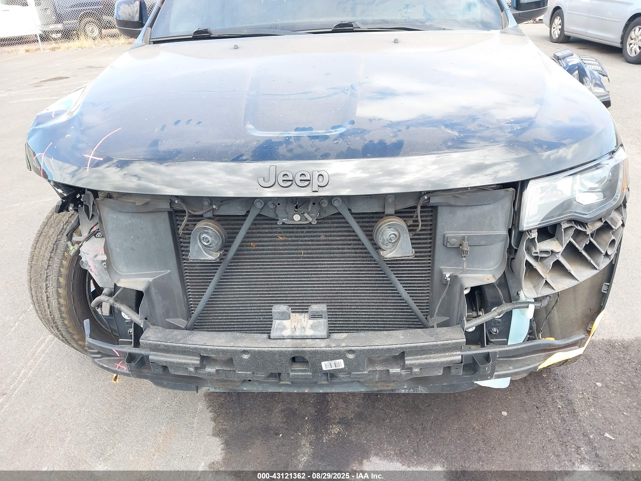 JEEP GRAND image 6
