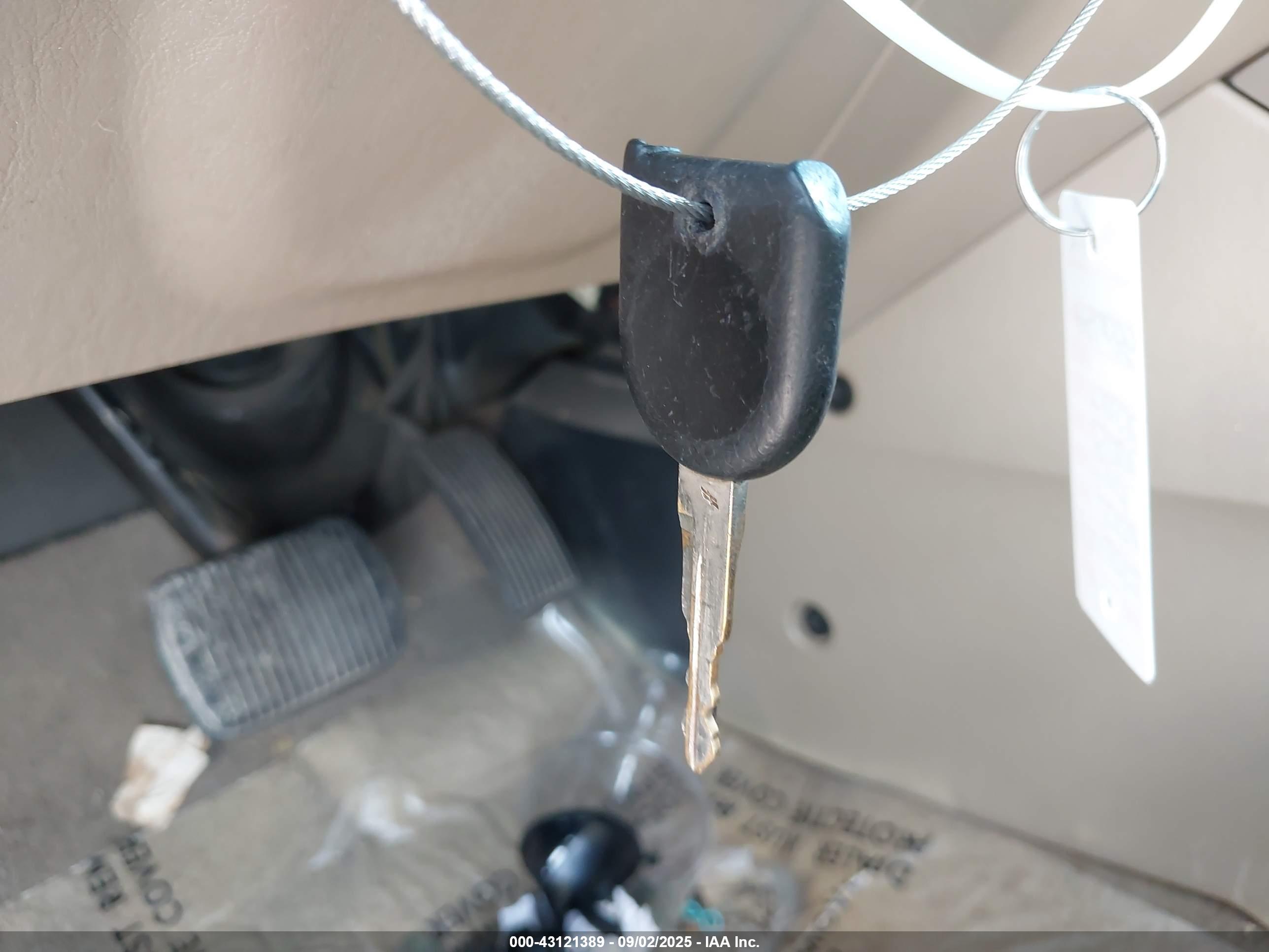 FORD ESCAPE image 11