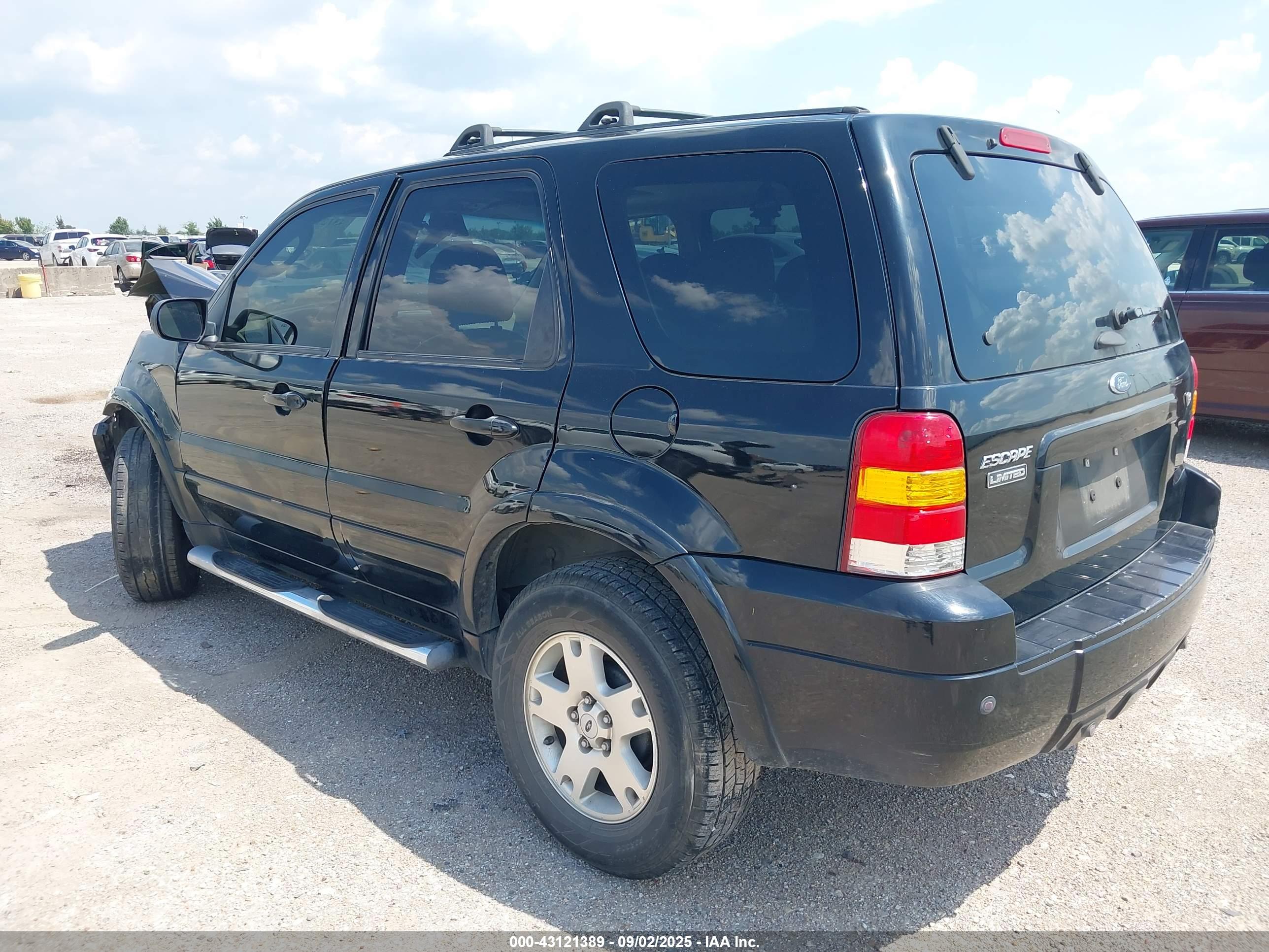 FORD ESCAPE image 3