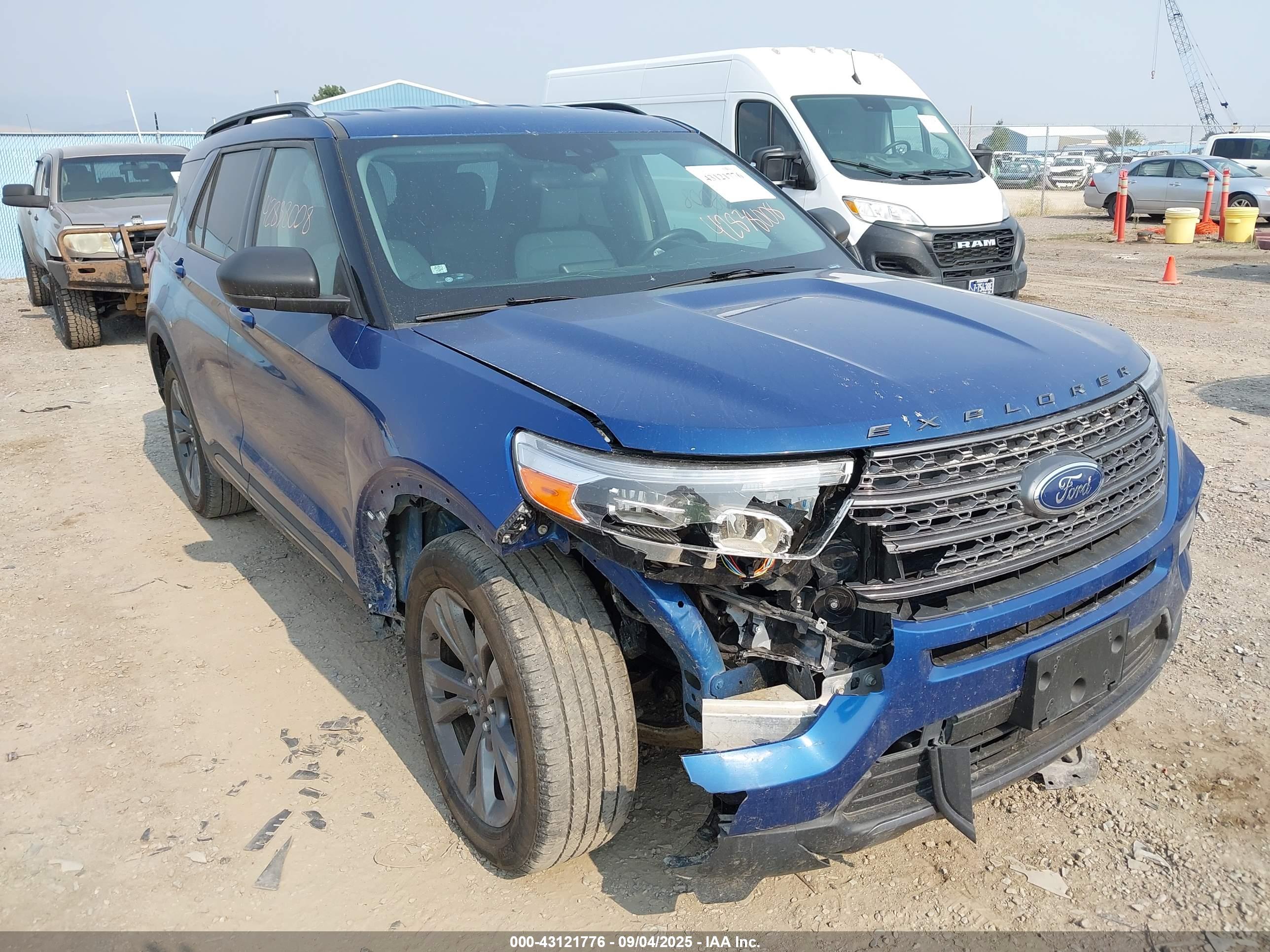 FORD EXPLORER image 6