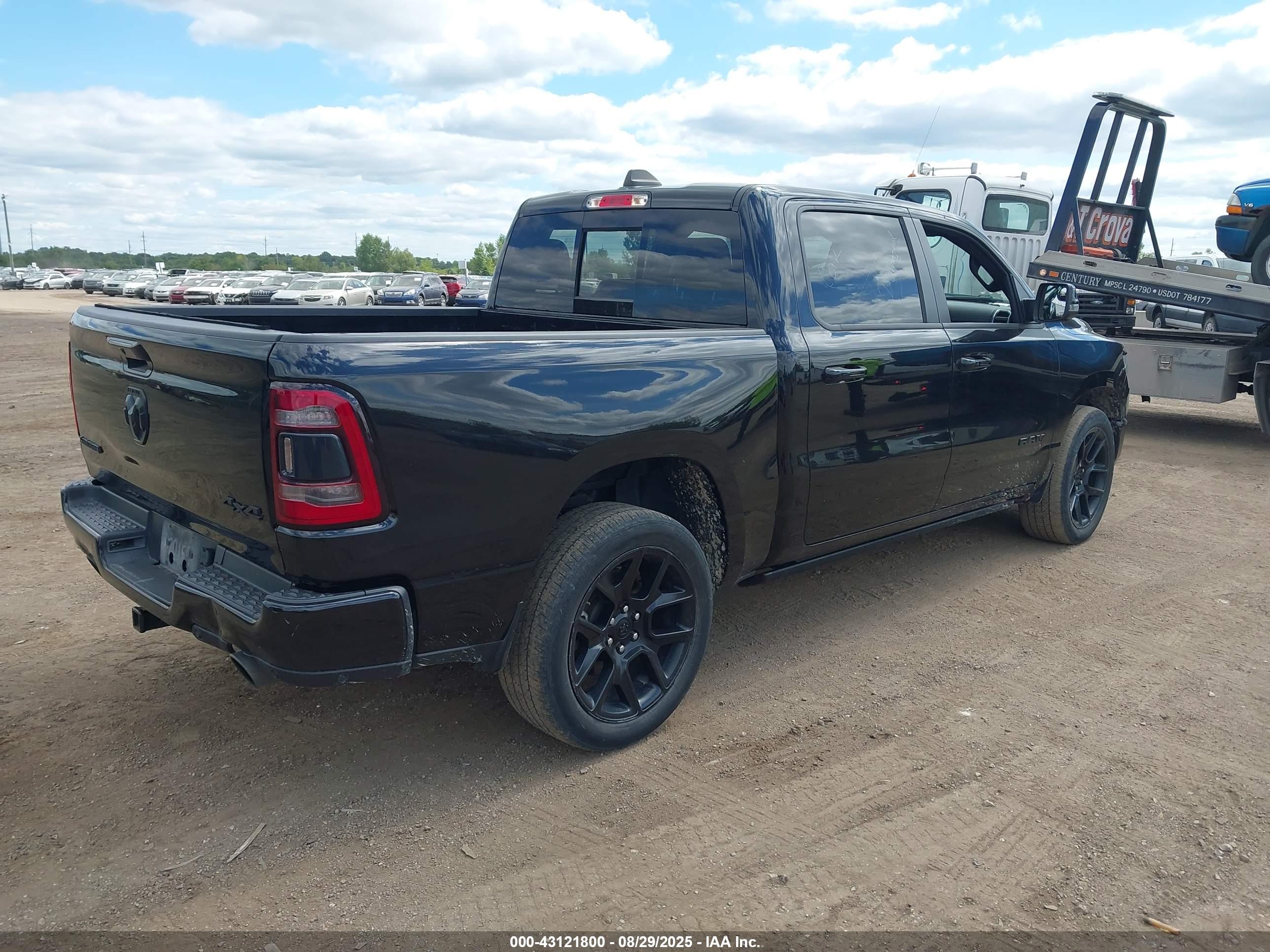 RAM 1500 image 4