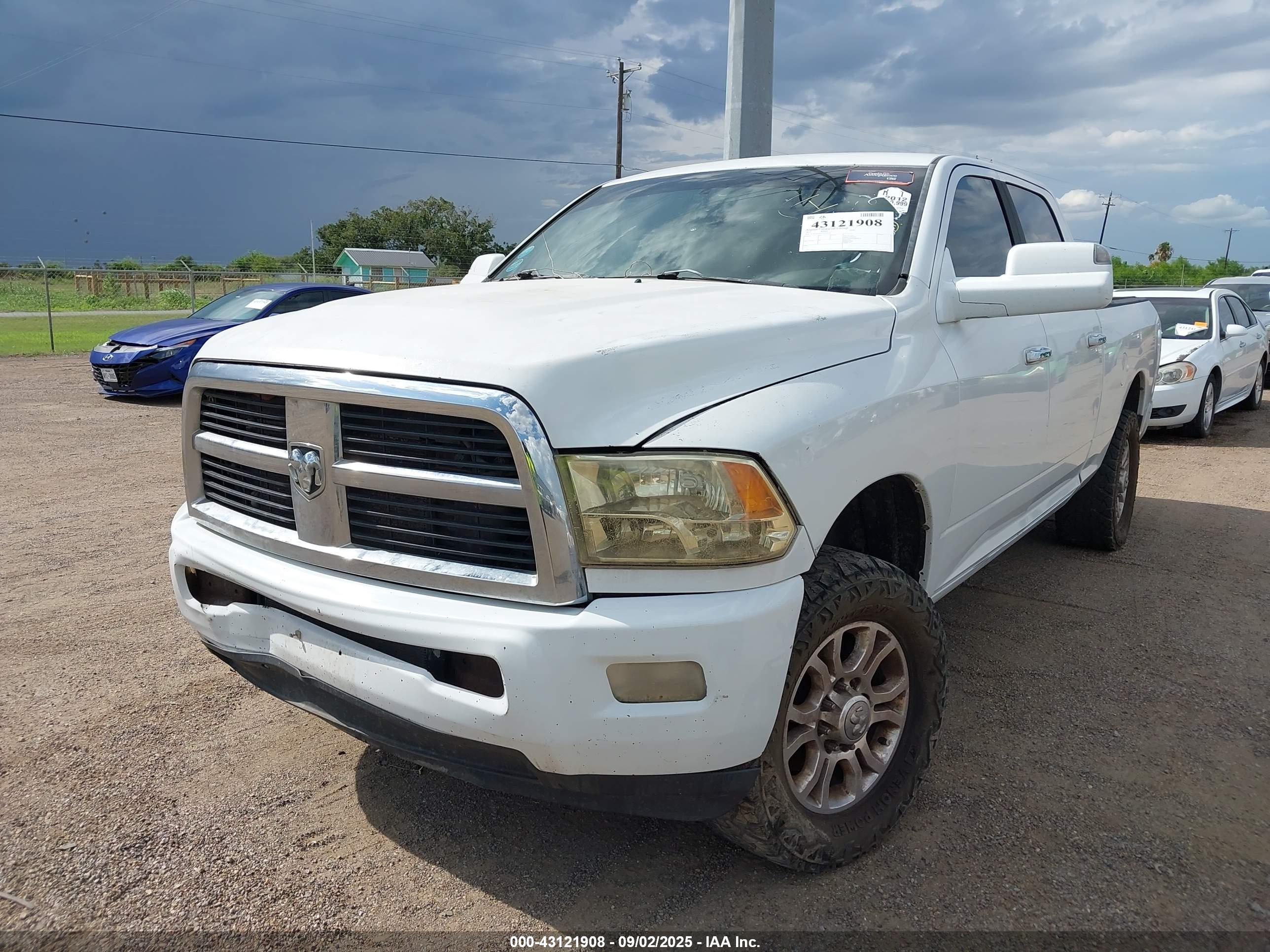 RAM 2500 image 2