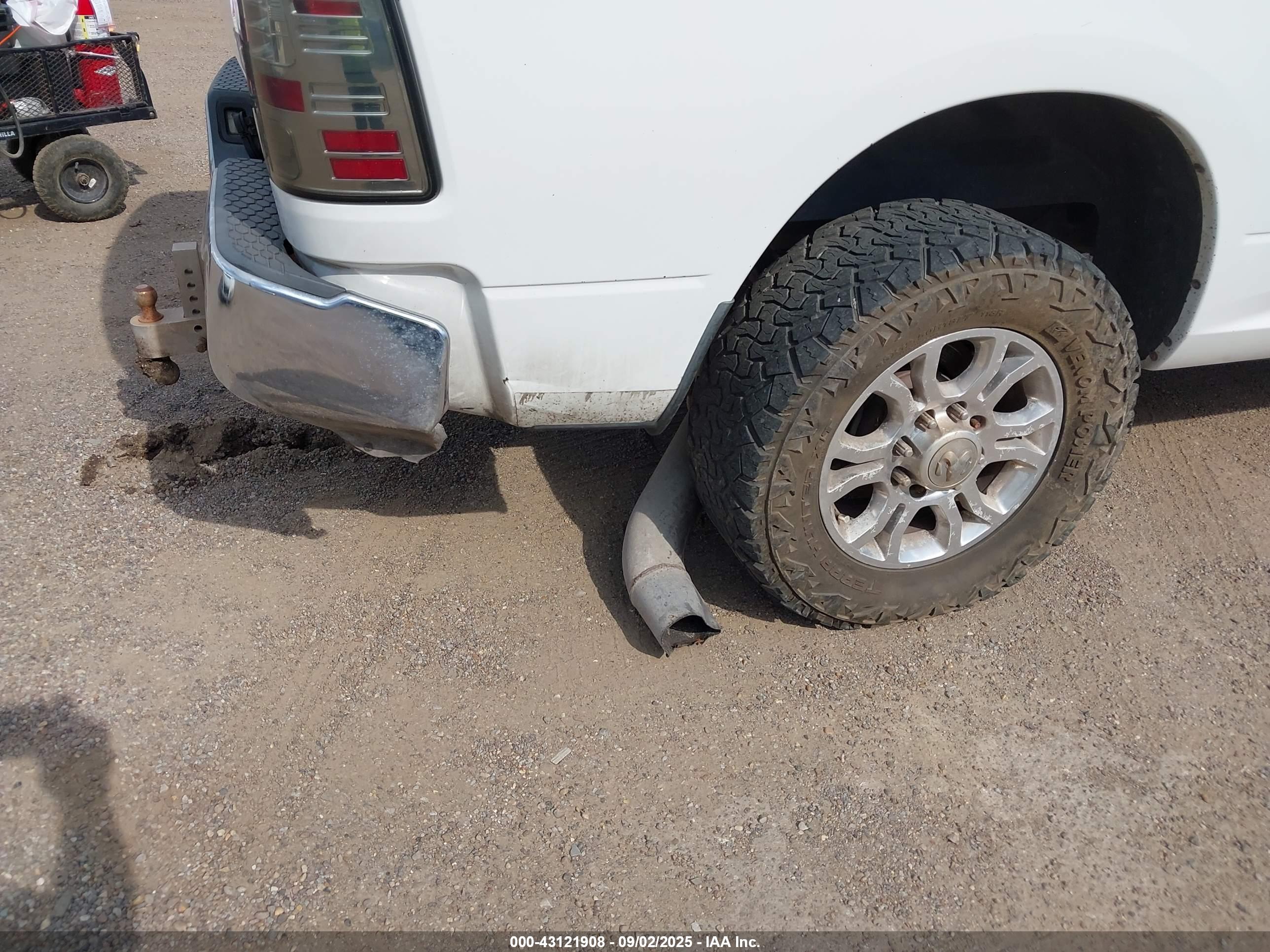 RAM 2500 image 6