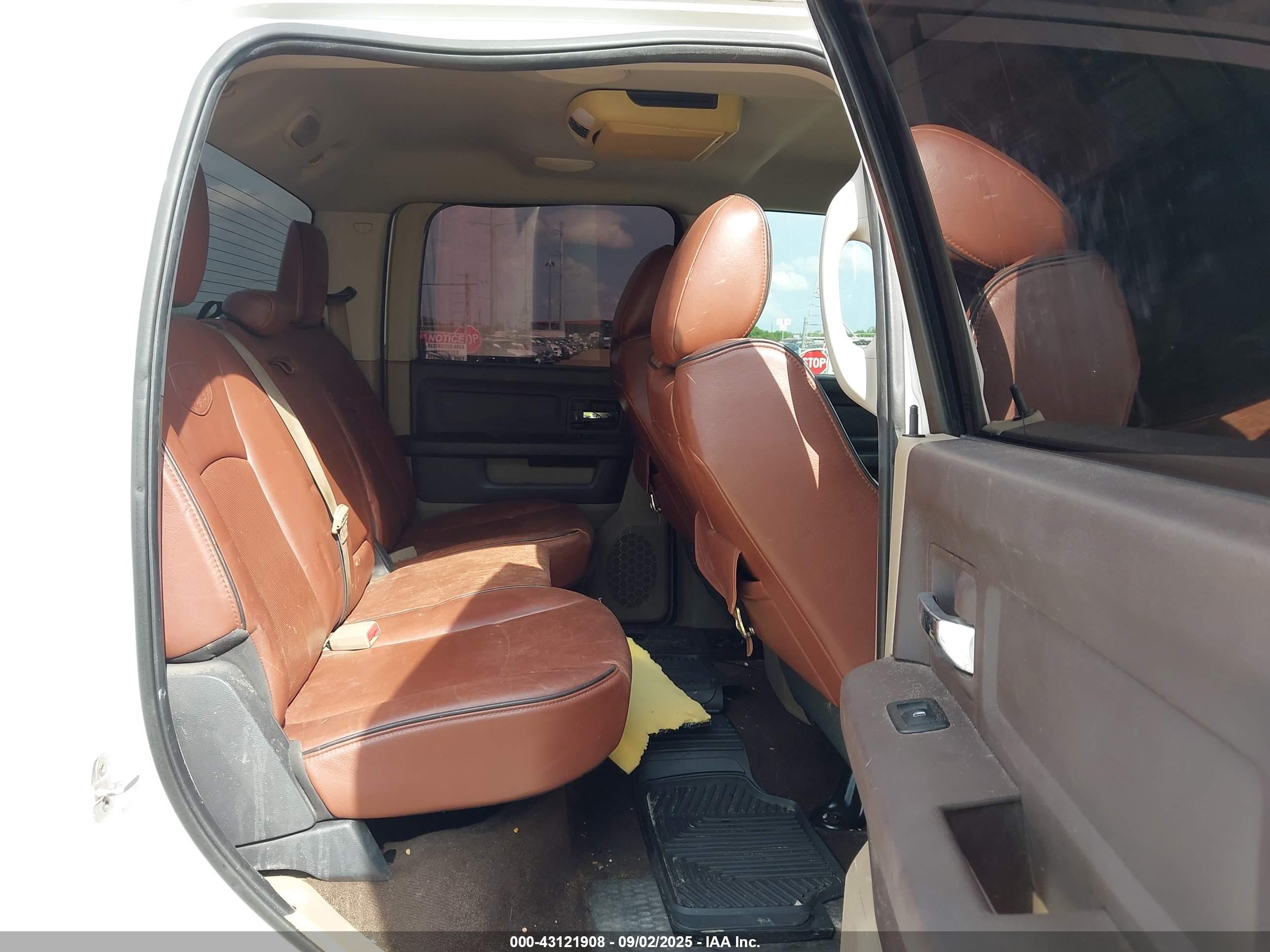 RAM 2500 image 8