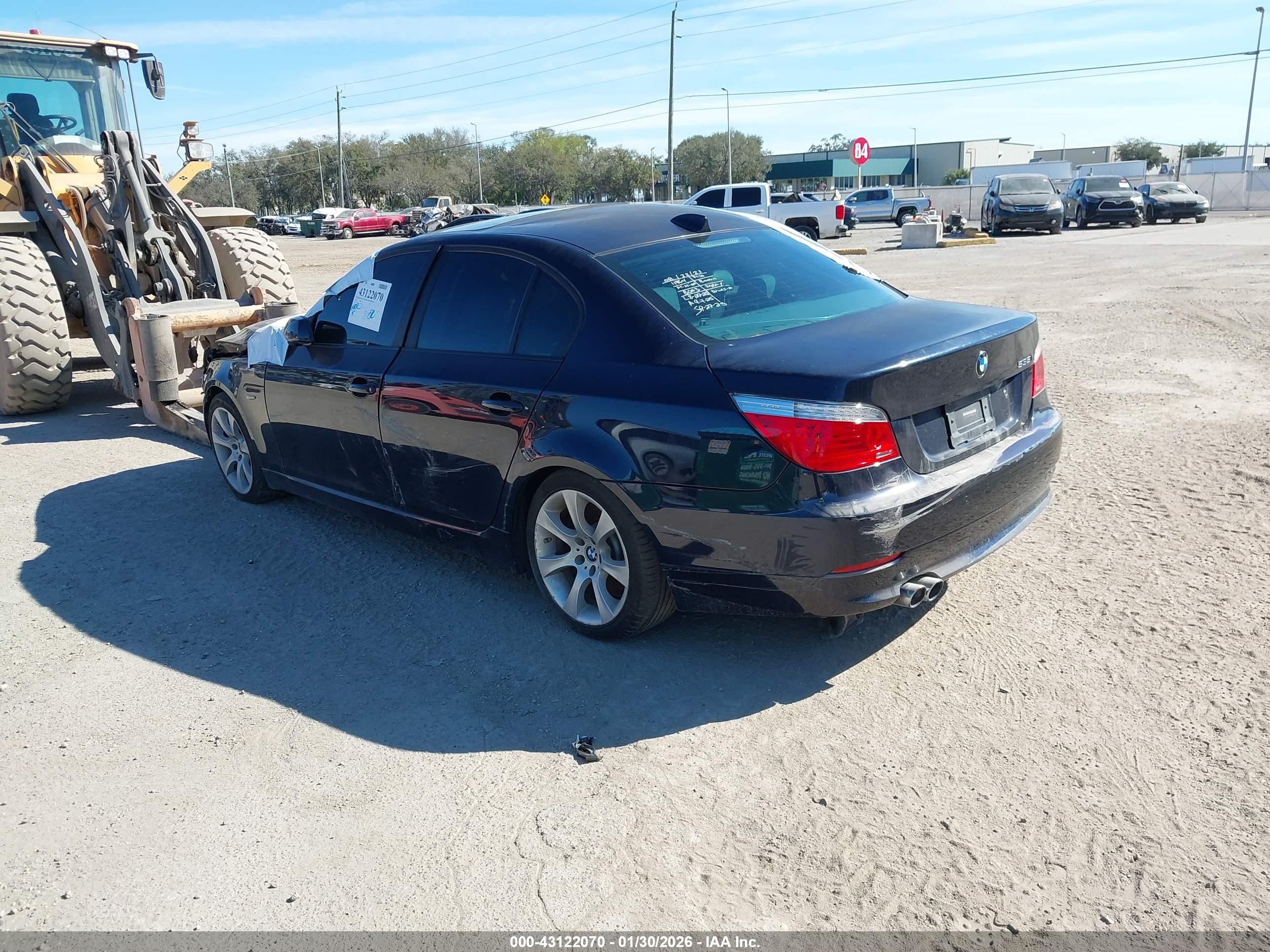 BMW 535I image 3