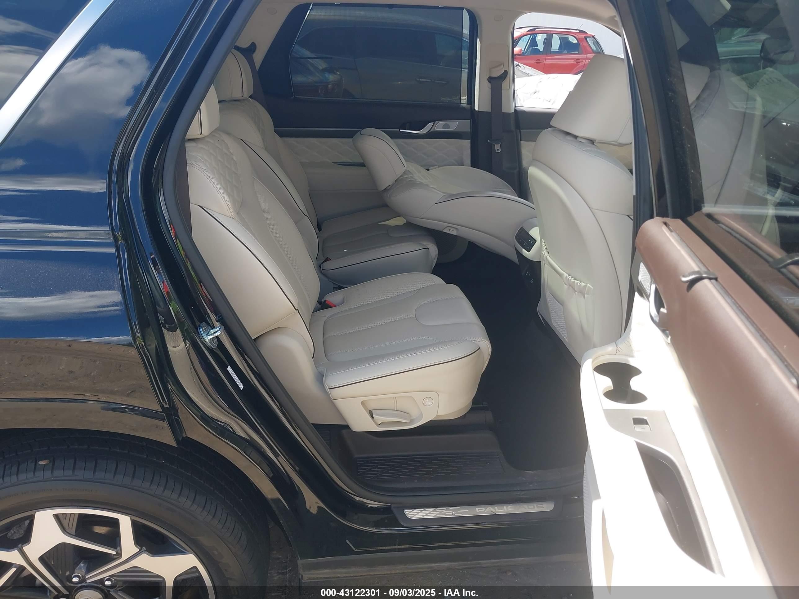 HYUNDAI PALISADE image 8
