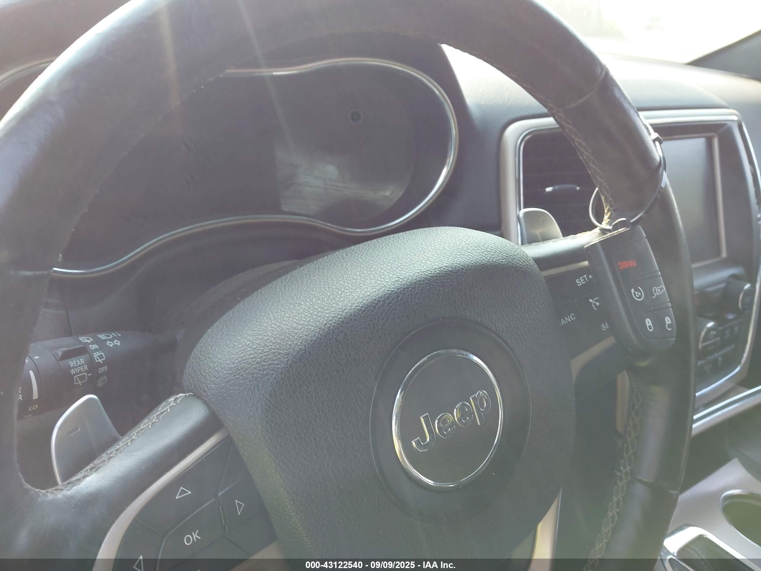 JEEP GRAND image 11