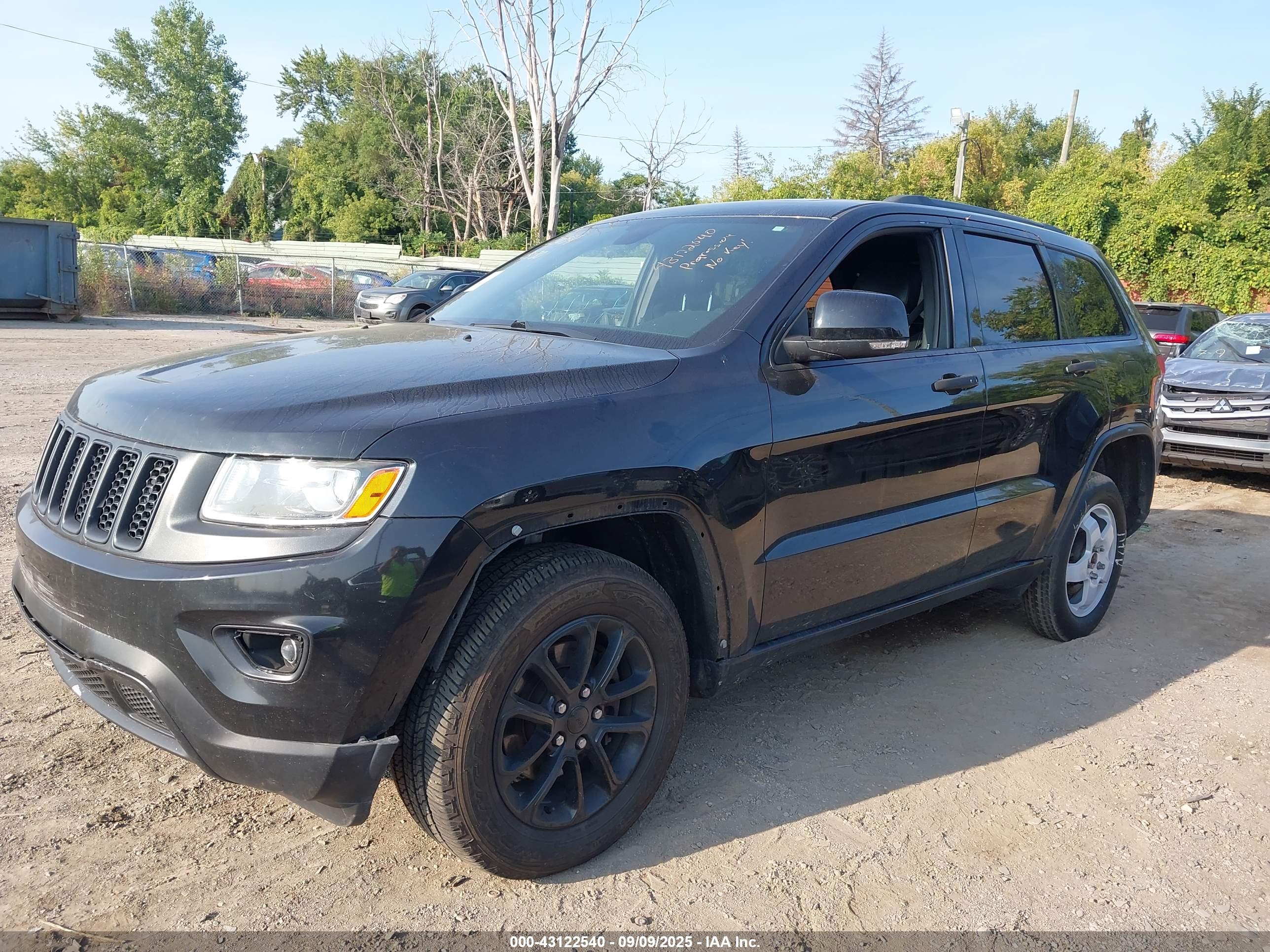 JEEP GRAND image 2