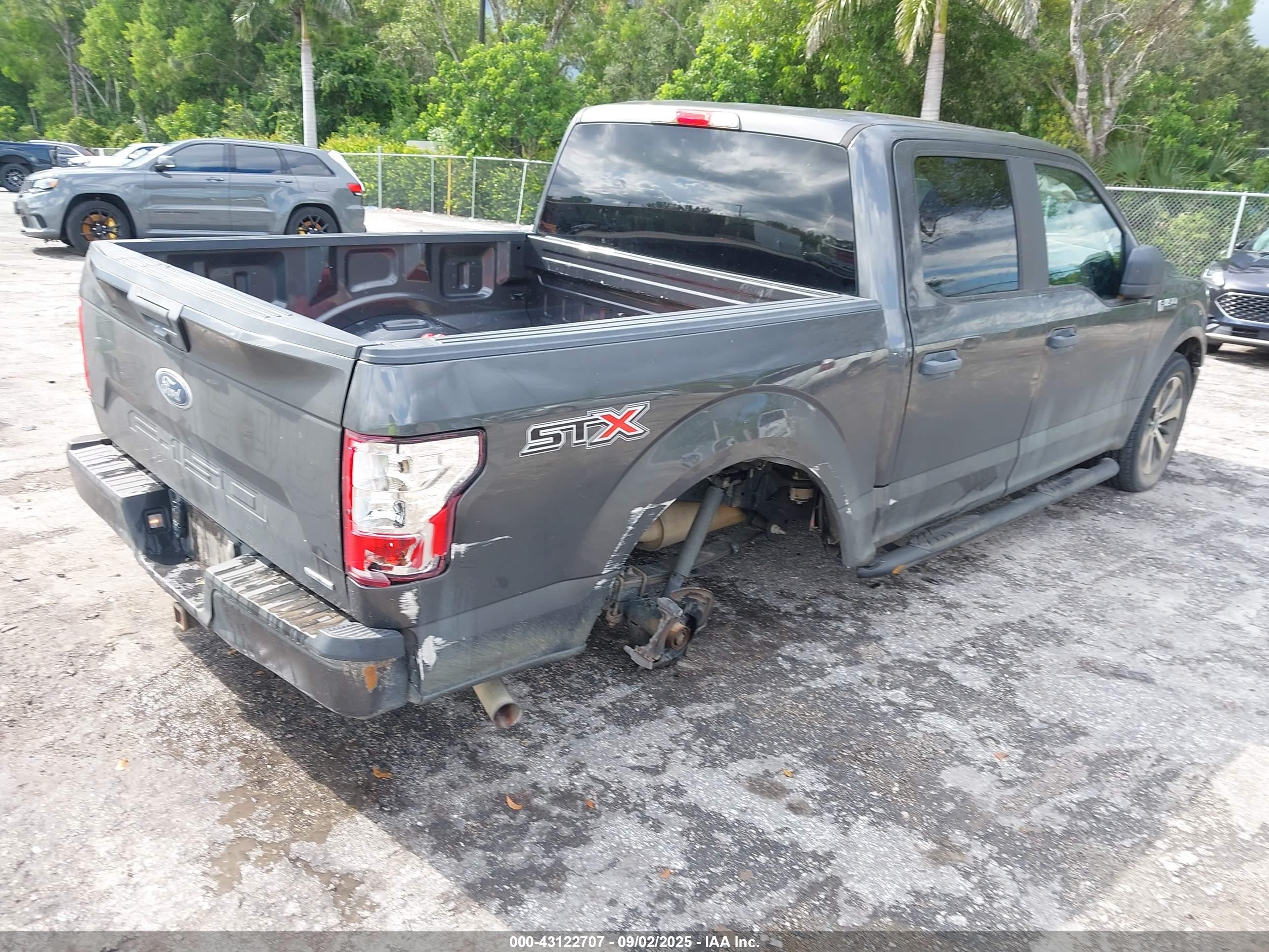 FORD F-150 image 4