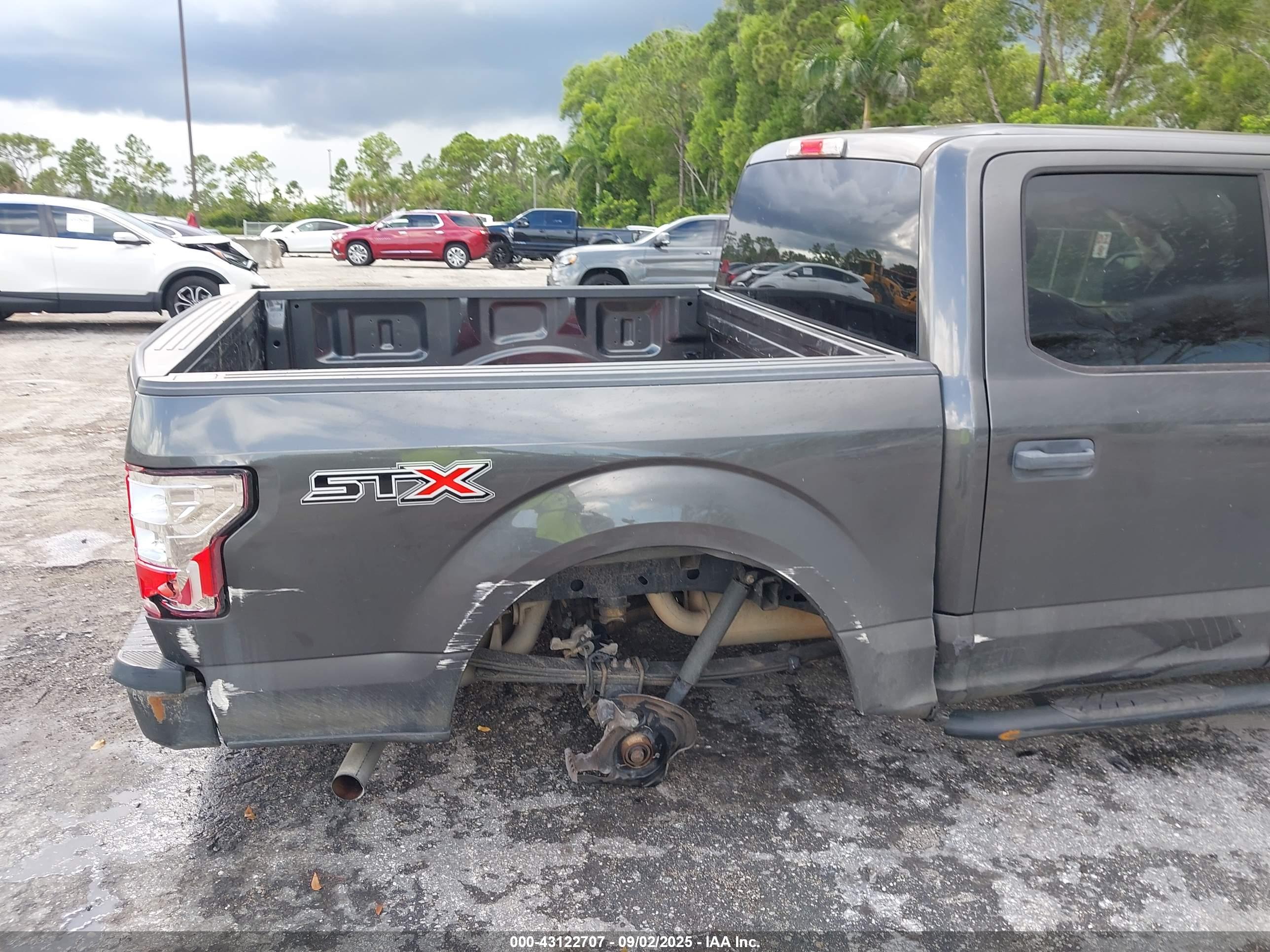 FORD F-150 image 6