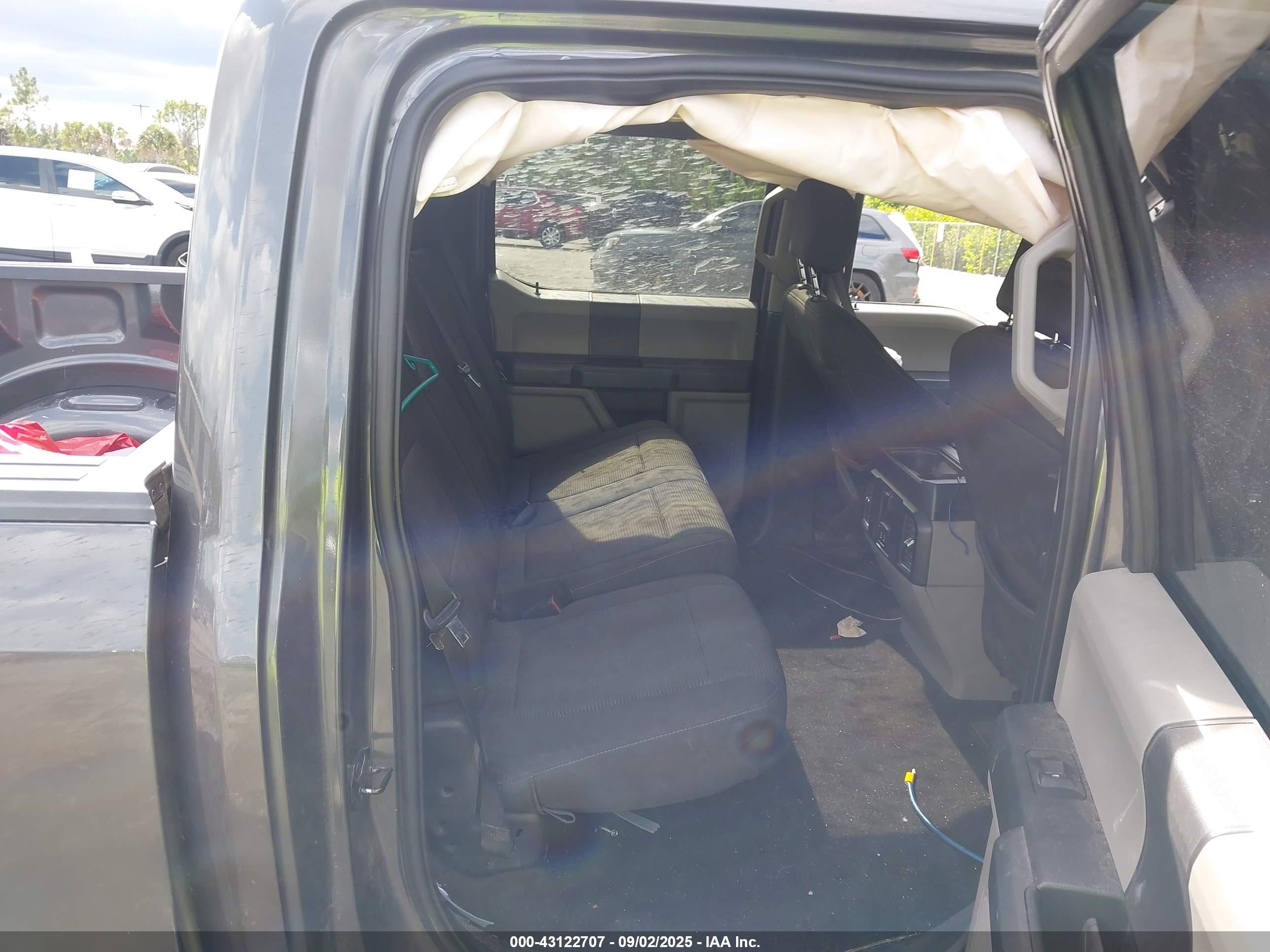 FORD F-150 image 8