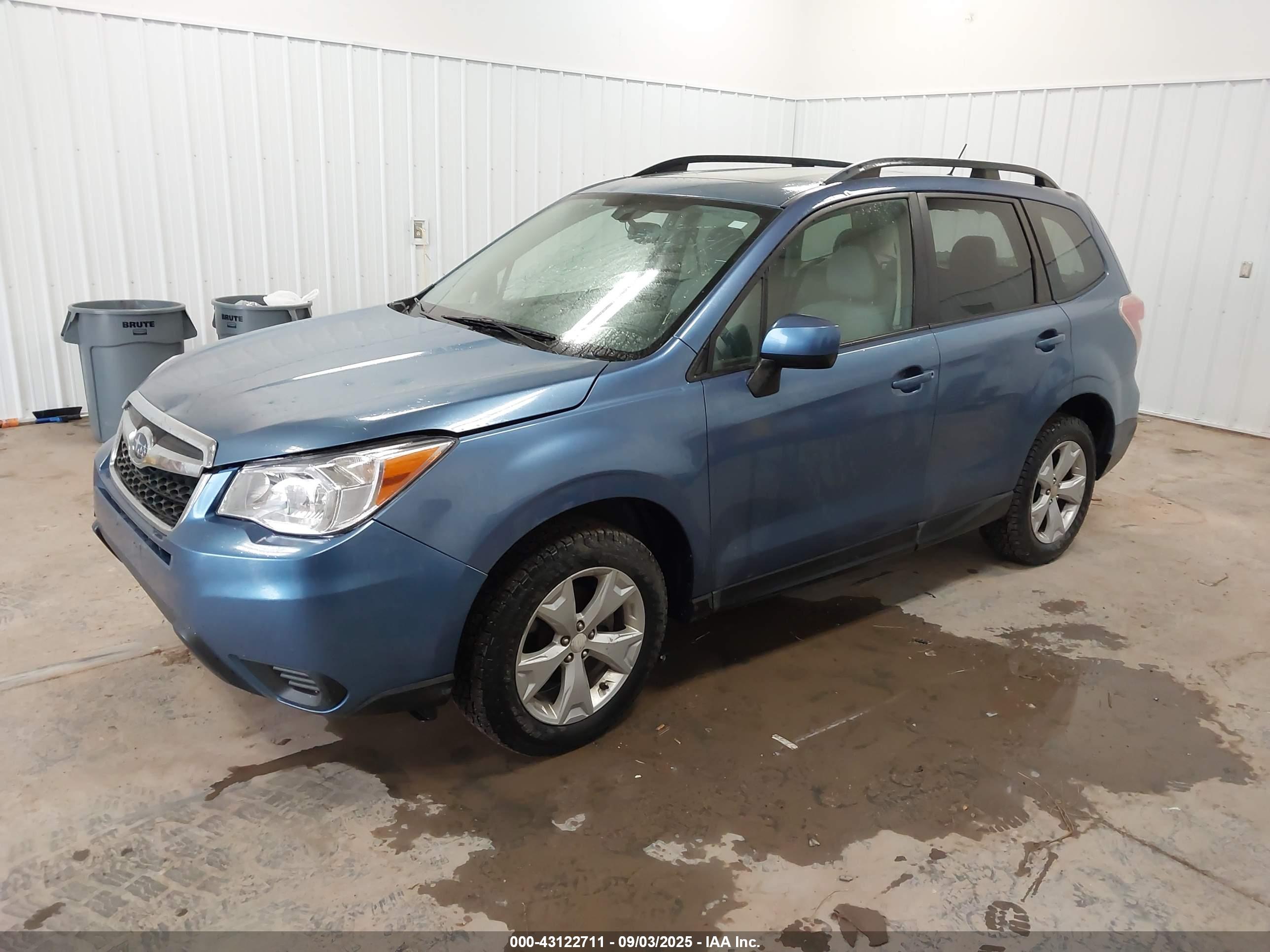 SUBARU FORESTER image 2