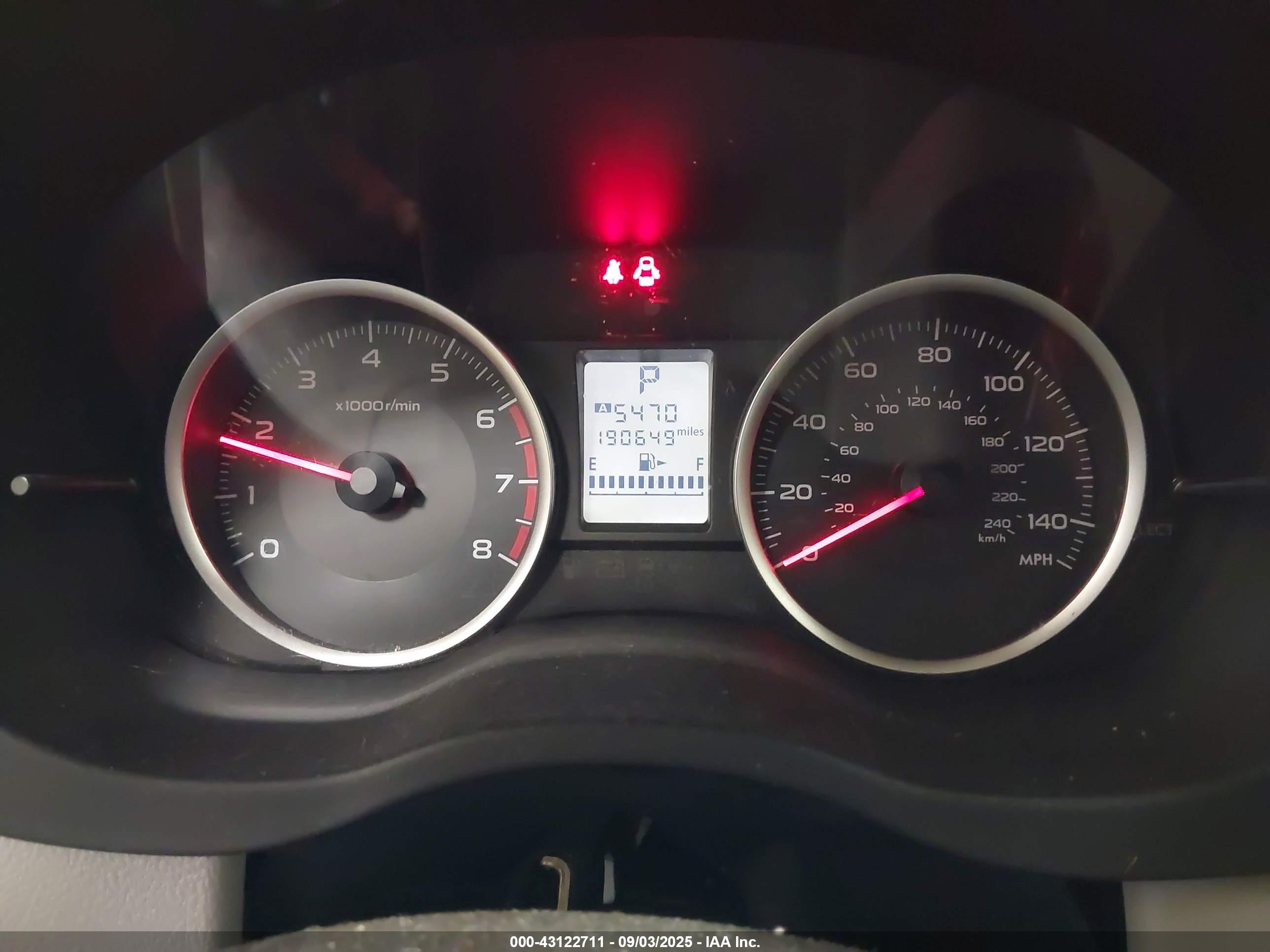 SUBARU FORESTER image 7