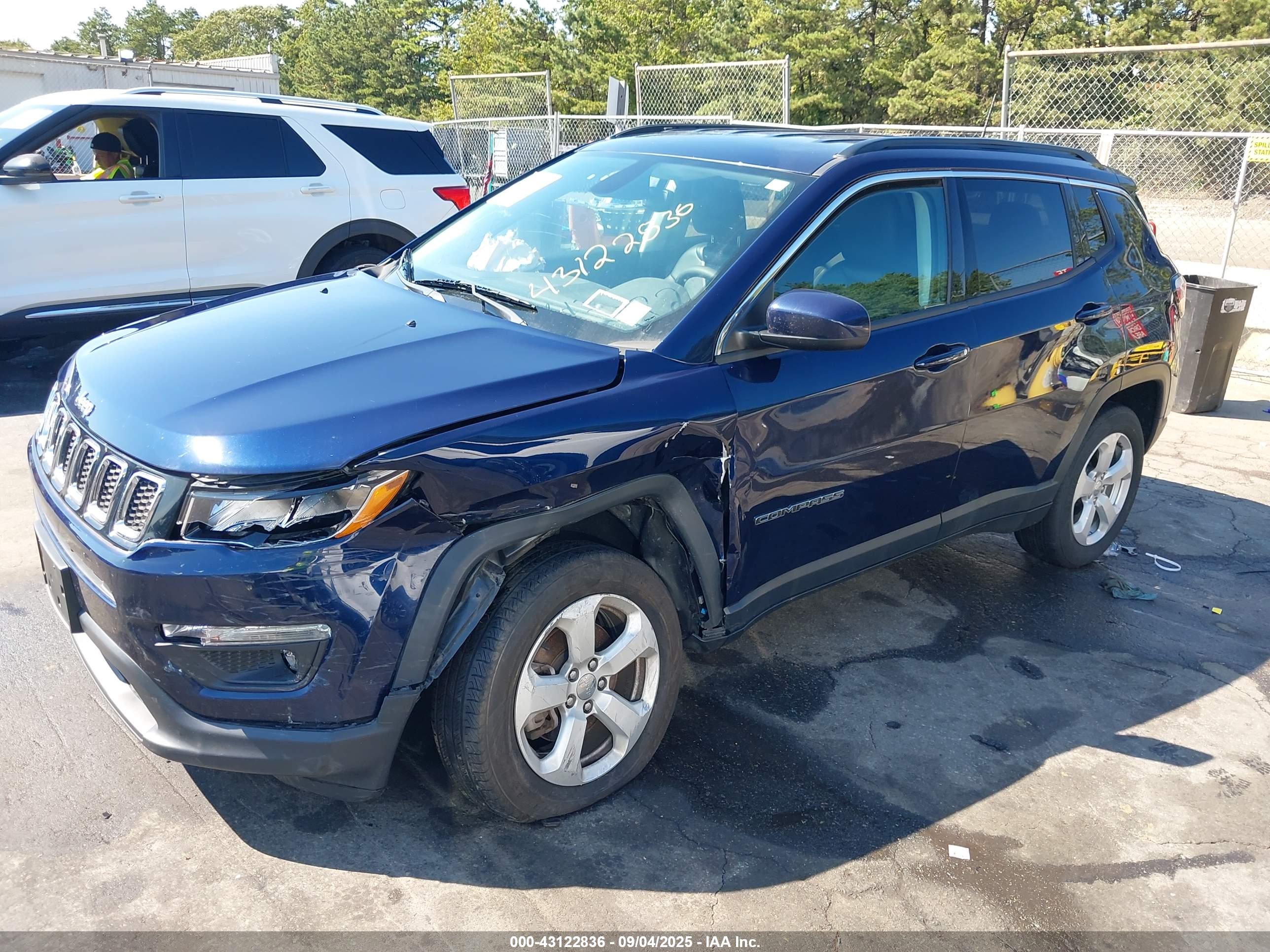 JEEP COMPASS image 2