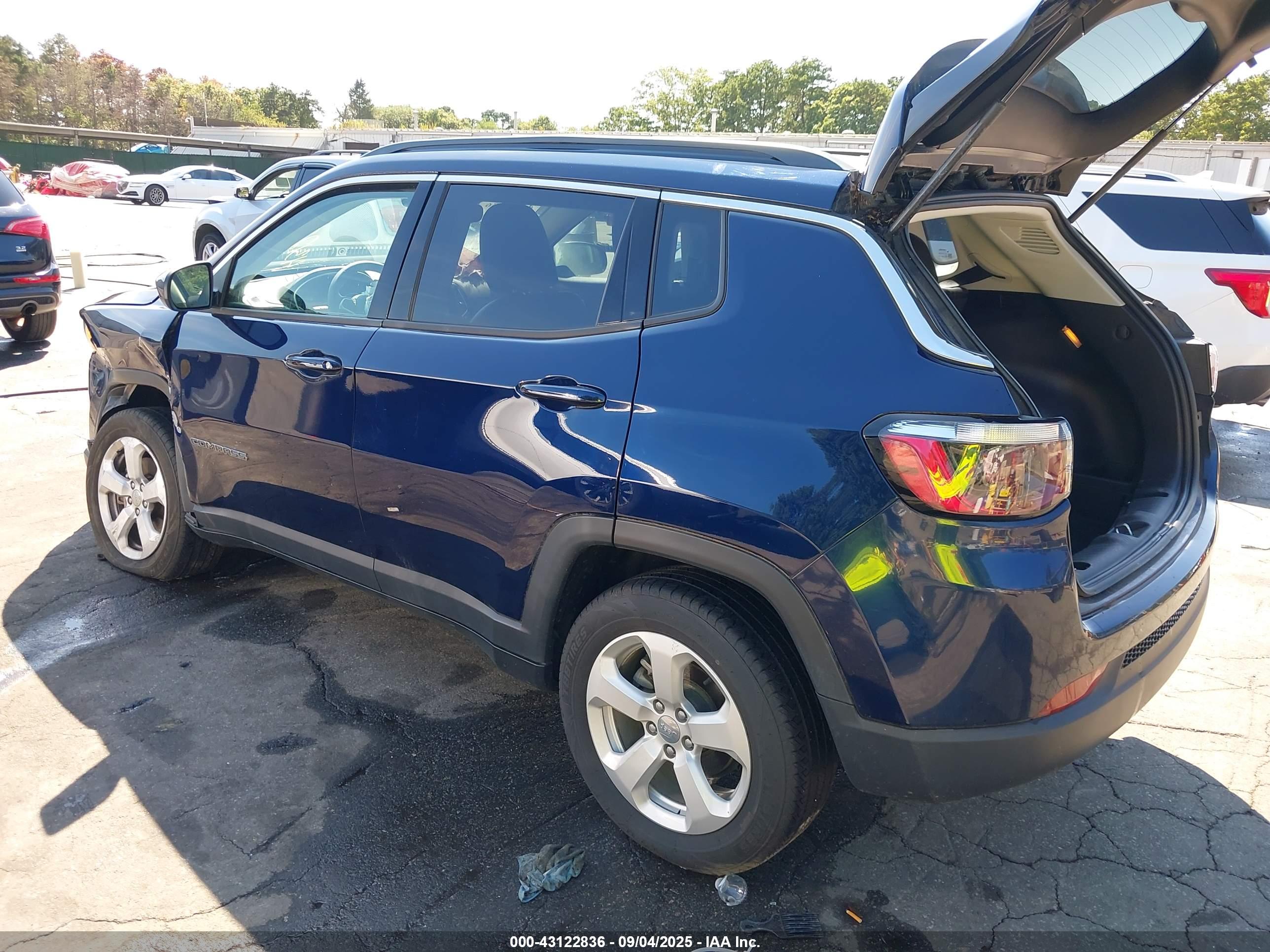 JEEP COMPASS image 3