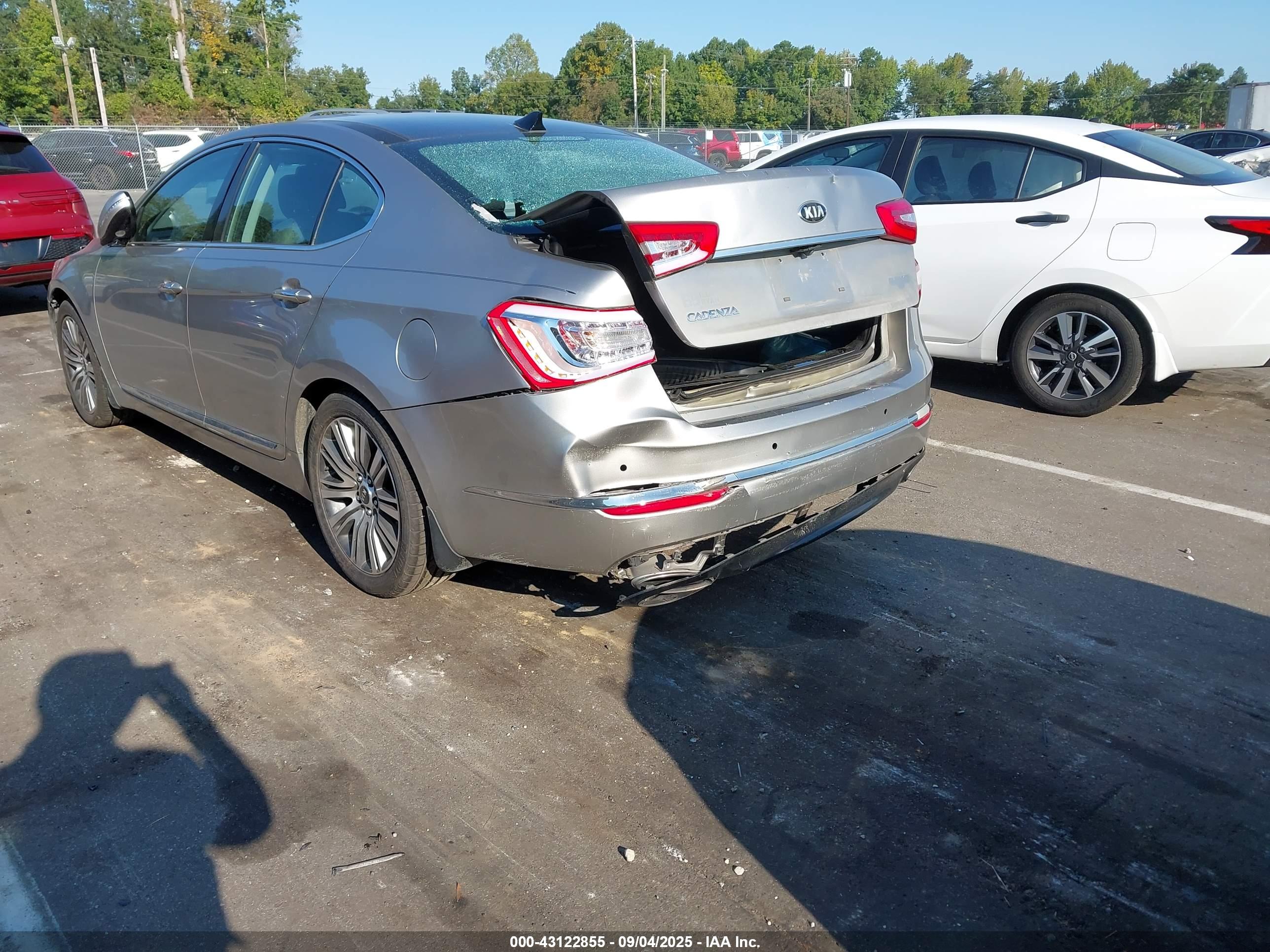 KIA CADENZA image 3