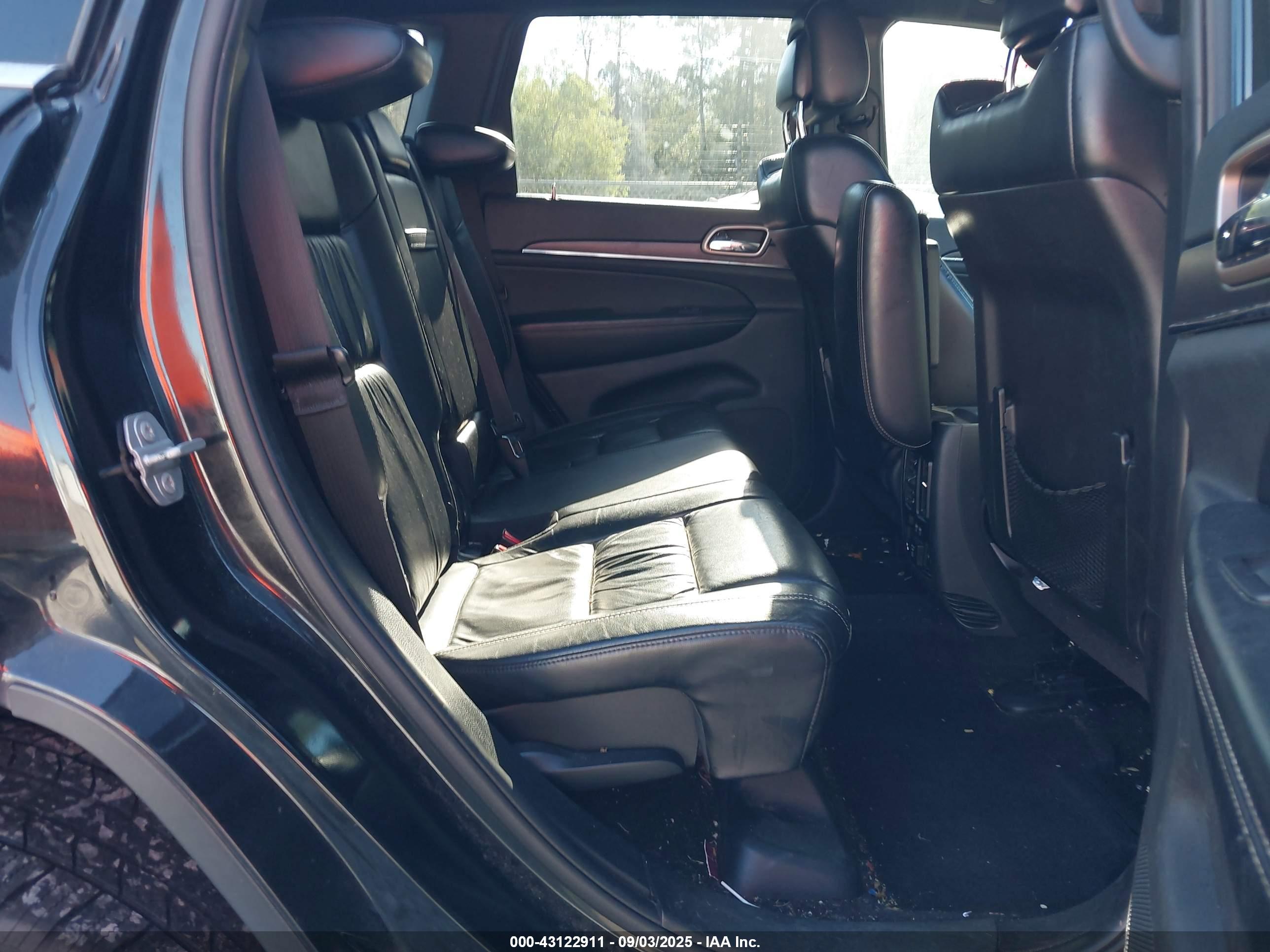 JEEP GRAND image 8